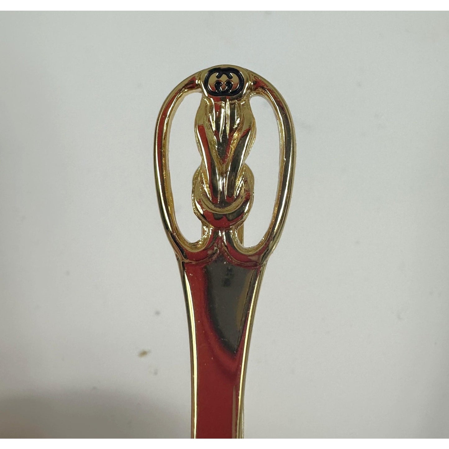 Vintage Gucci Gold Tone Red Enamel Logo Tie Clip Bar Mens 2.5 Inch Italy