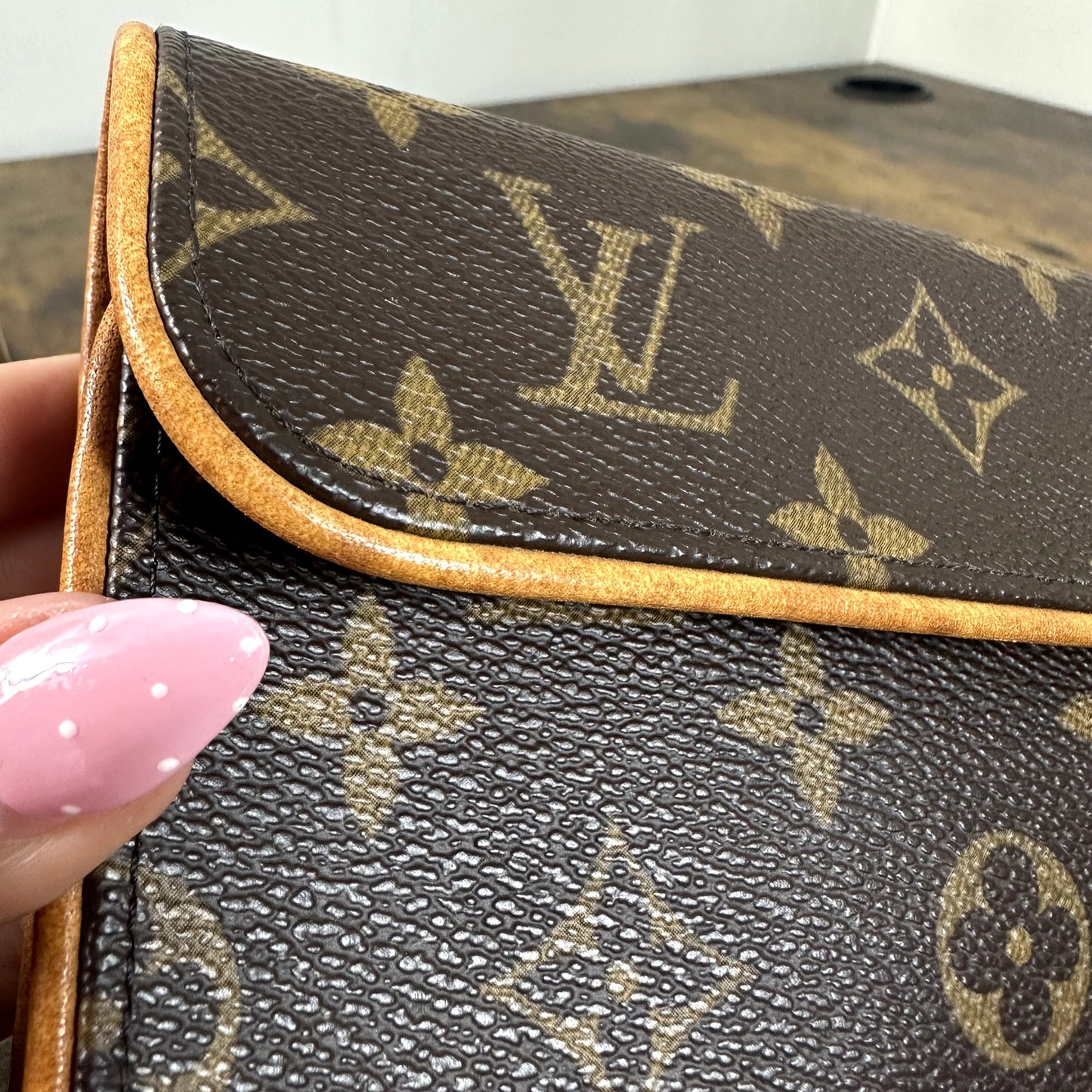 Louis Vuitton Monogram Florentine Waist Bag Crossbody Vintage Authentic