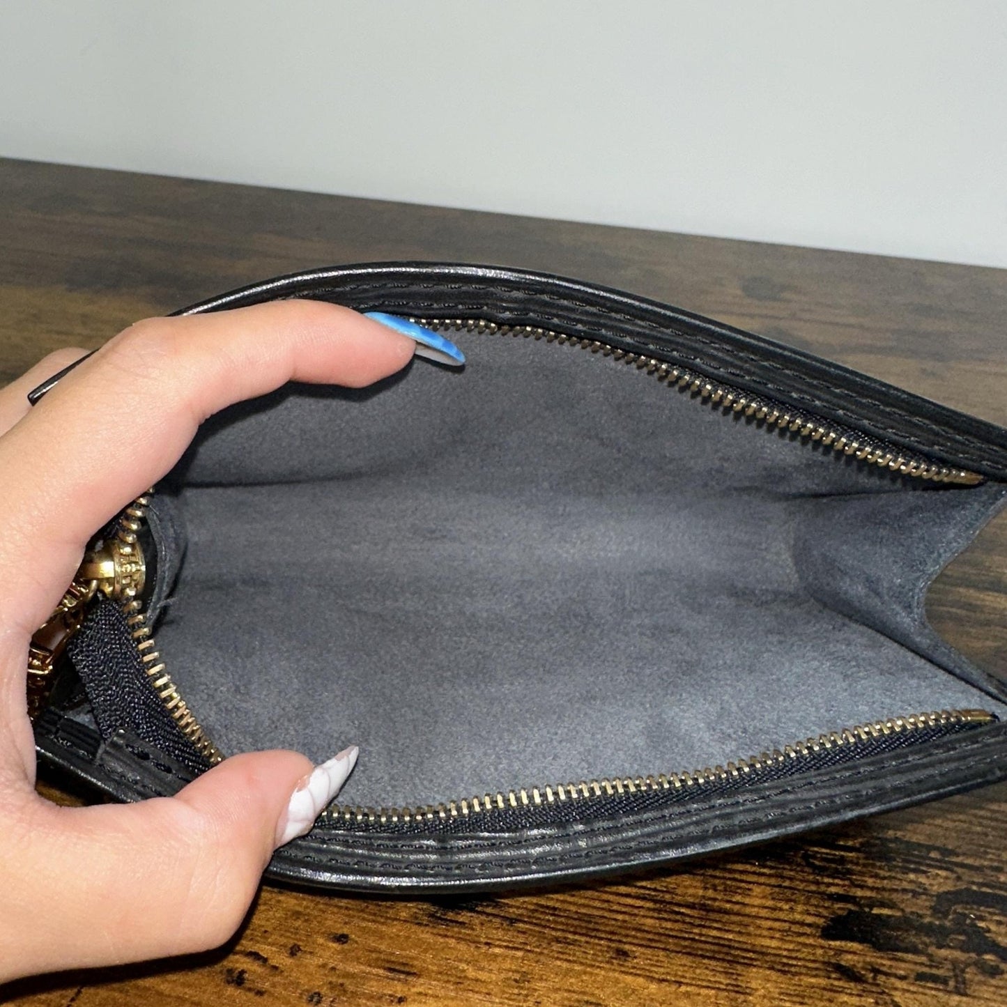Louis Vuitton Epi Accessories Pochette Bag Vintage Mini Black Leather Wristlet