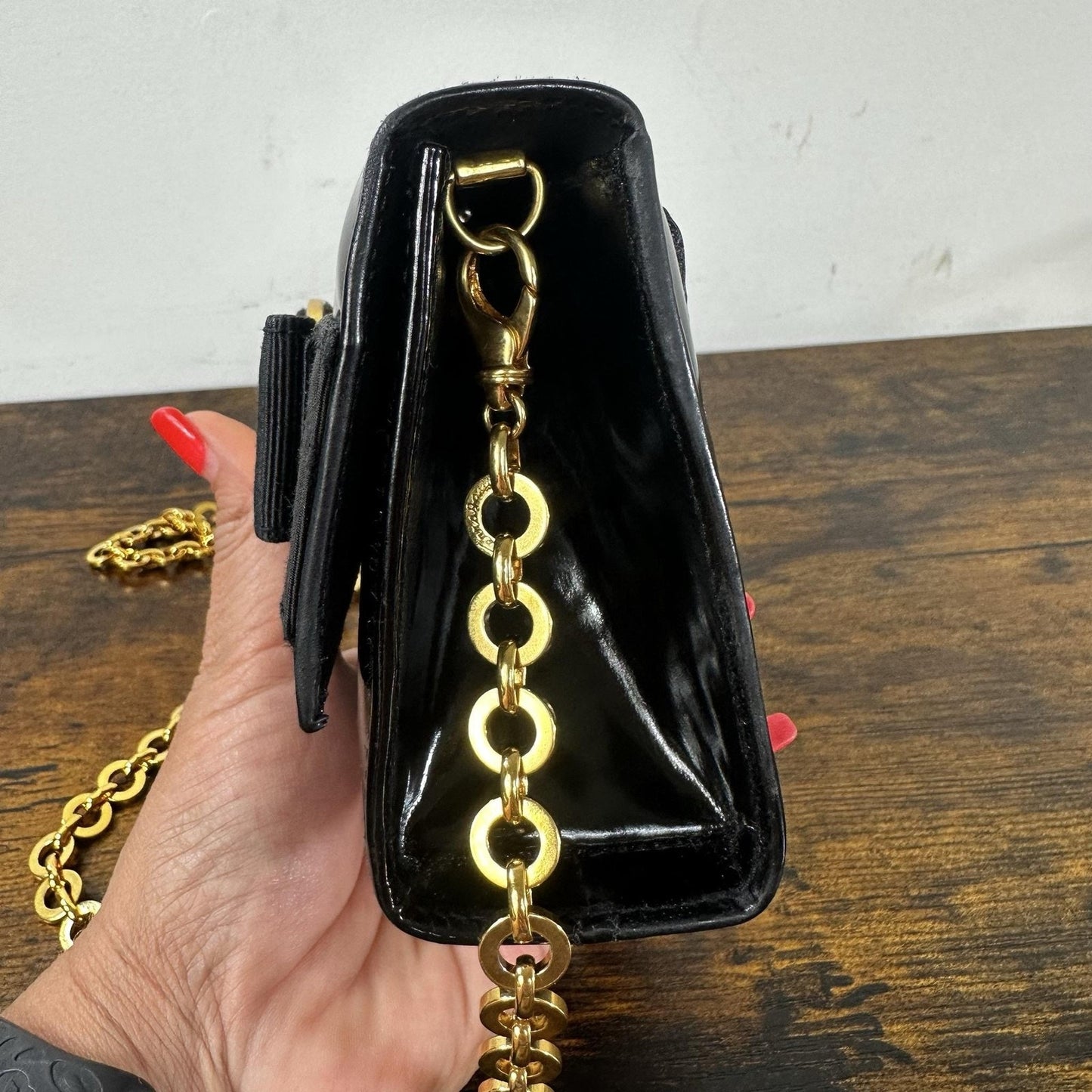 Salvatore Ferragamo Vara Crossbody Bag Mini Black Leather Vintage Authentic