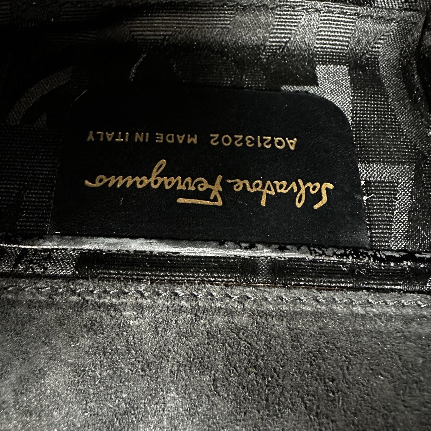 Salvatore Ferragamo Vara Crossbody Bag Mini Black Leather Vintage Authentic