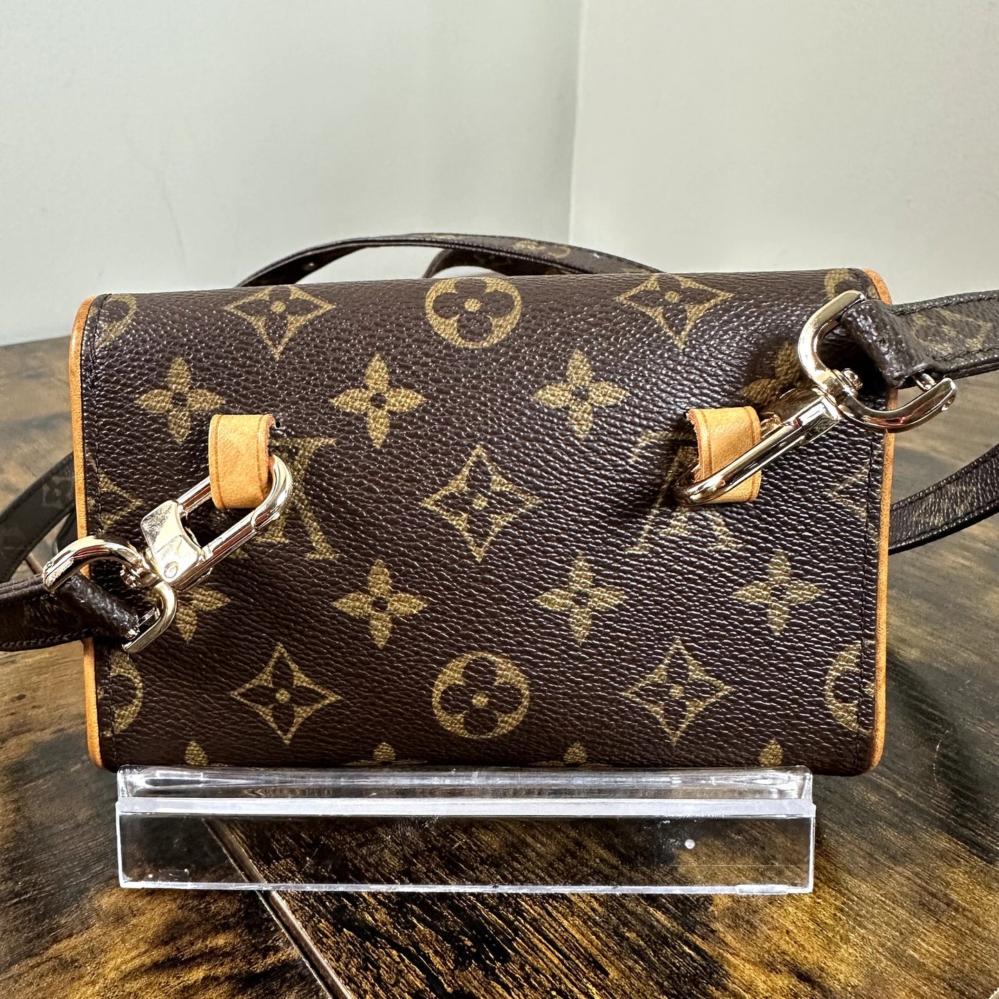 Louis Vuitton Monogram Florentine Waist Bag Crossbody Vintage Authentic