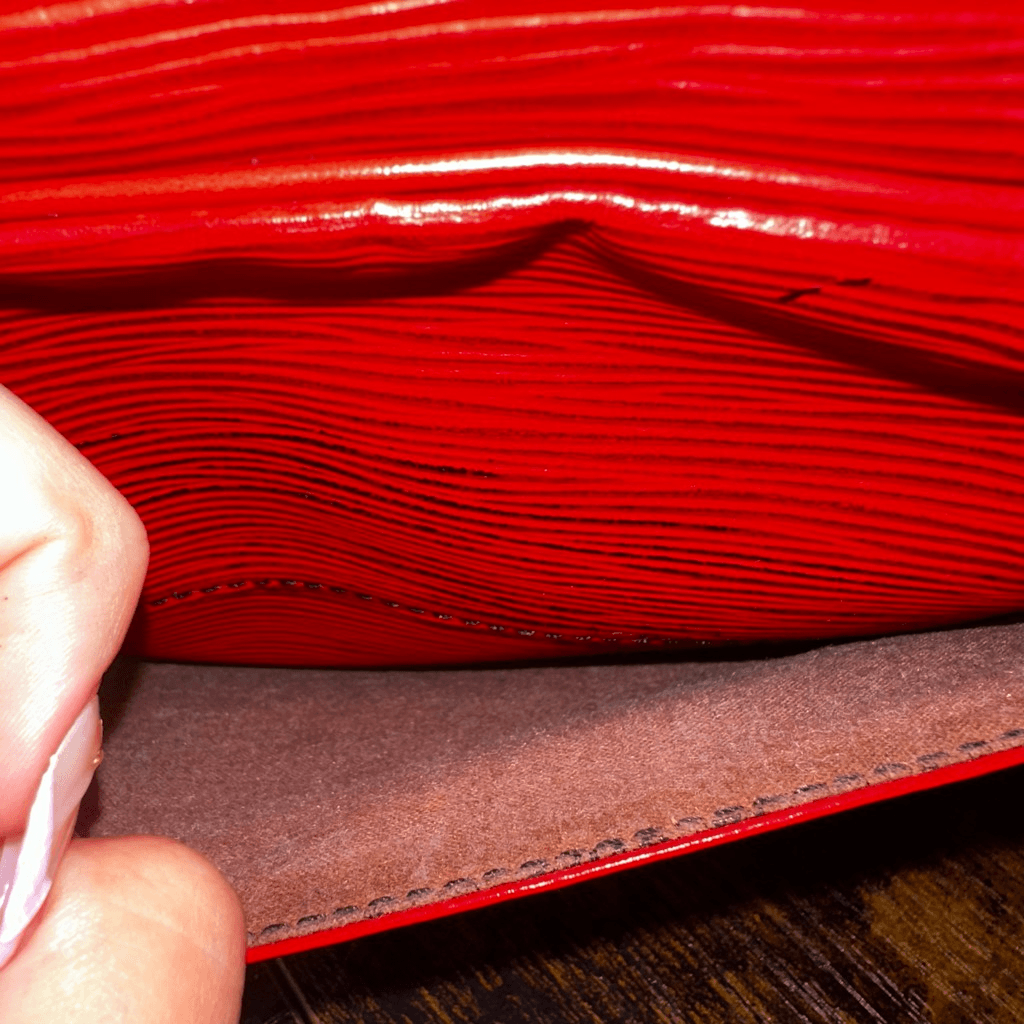 Louis Vuitton Vintage Trocadero 24 Red Epi Leather Crossbody Bag