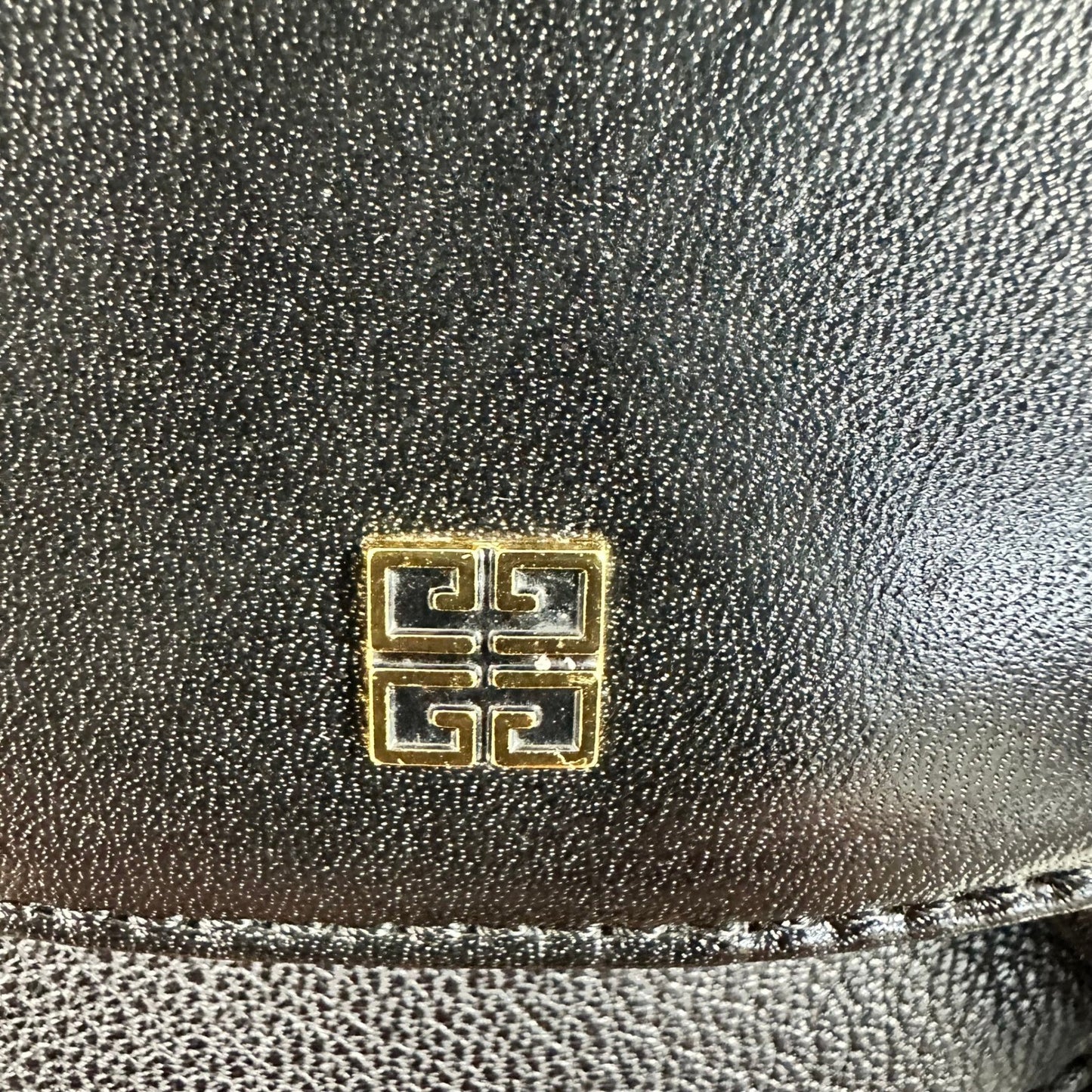 Givenchy Sacs Vintage Black Leather Crossbody Bag Pebbled Leather Logo Flap