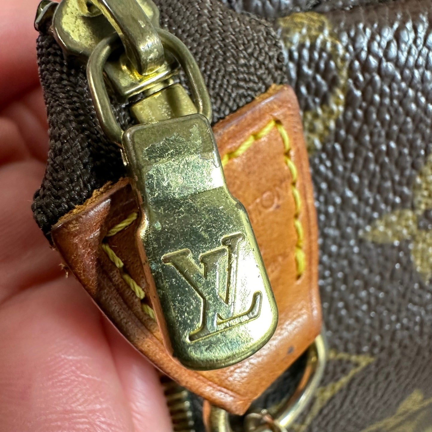 Louis Vuitton Monogram Canvas Pochette Mini Bag Vintage Authentic