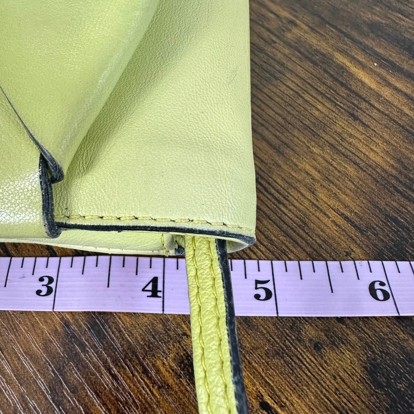 Valentino Garavani Bow Bag Clutch Shoulder Bag Light Yellow Leather