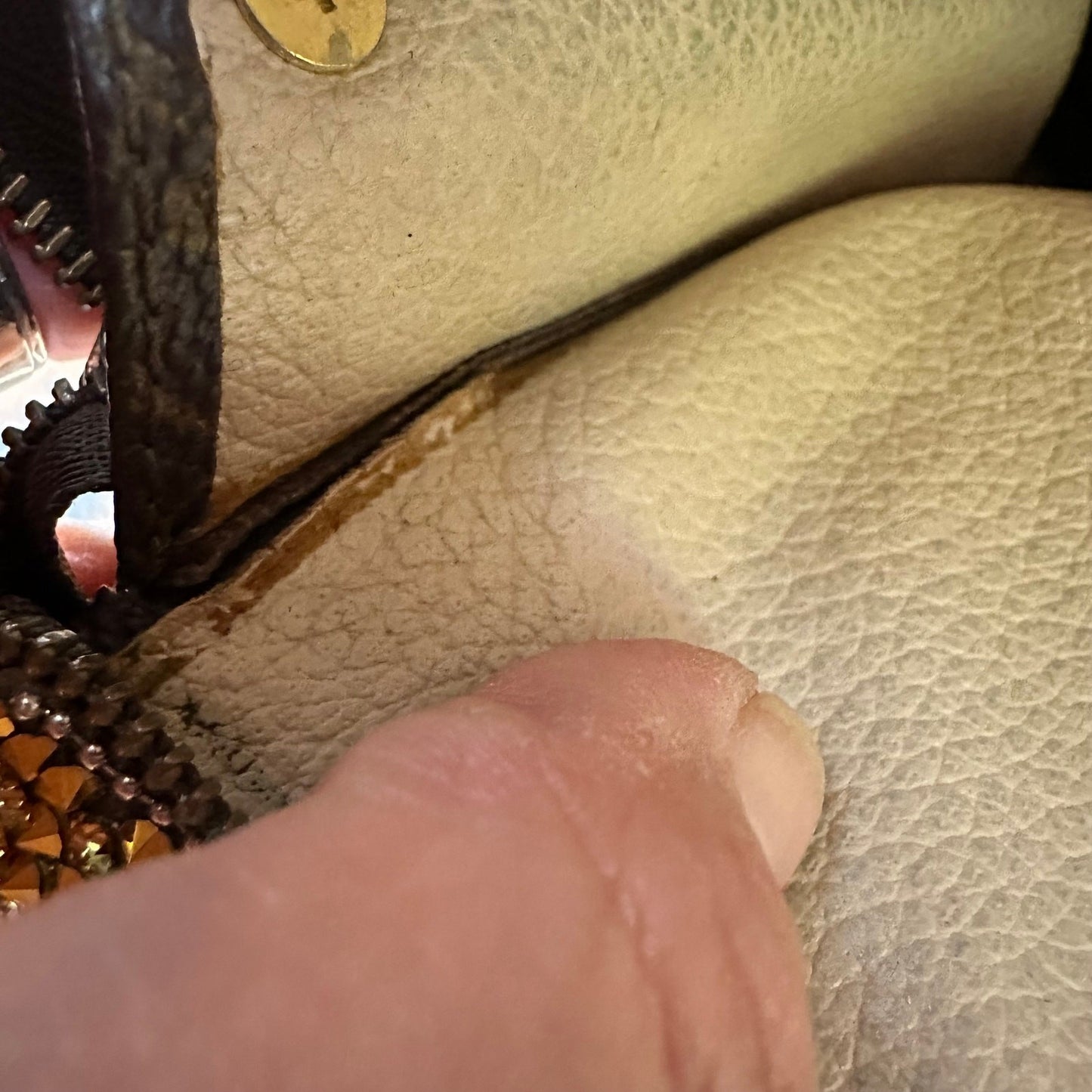 Louis Vuitton Monogram Pochette Toilette 19 Bag Pouch Cosmetics Toiletry Vintage