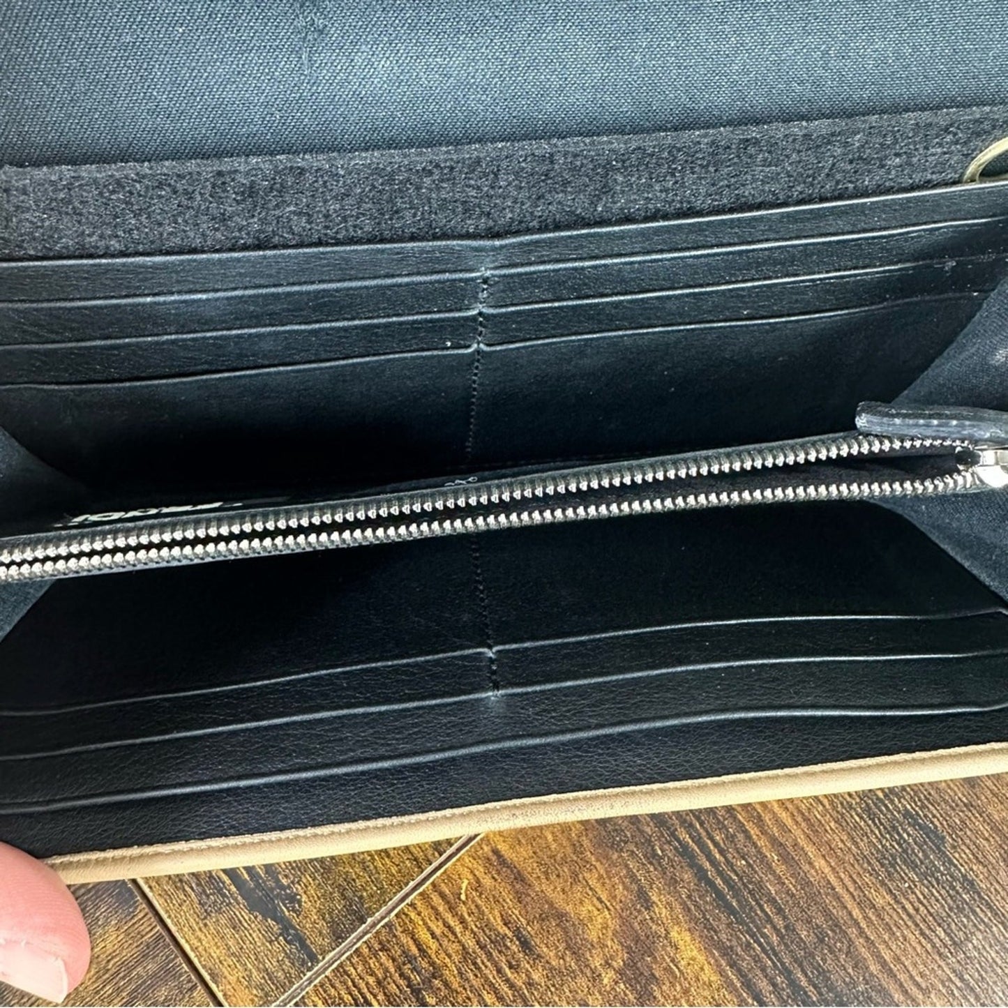 Fendi Leather Envelope Wallet Black Beige Authentic