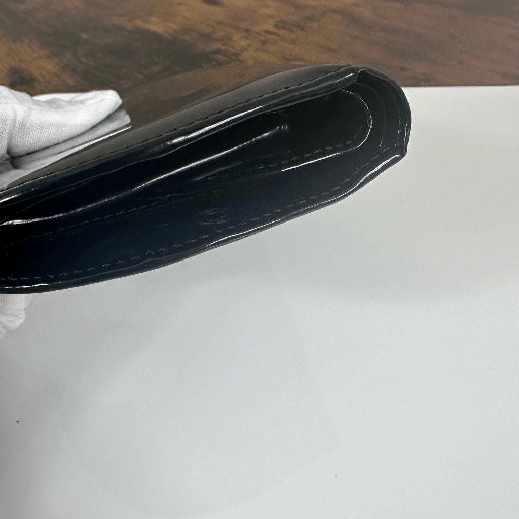 Gucci Wallet Black Patent Leather Belt Buckle Clip