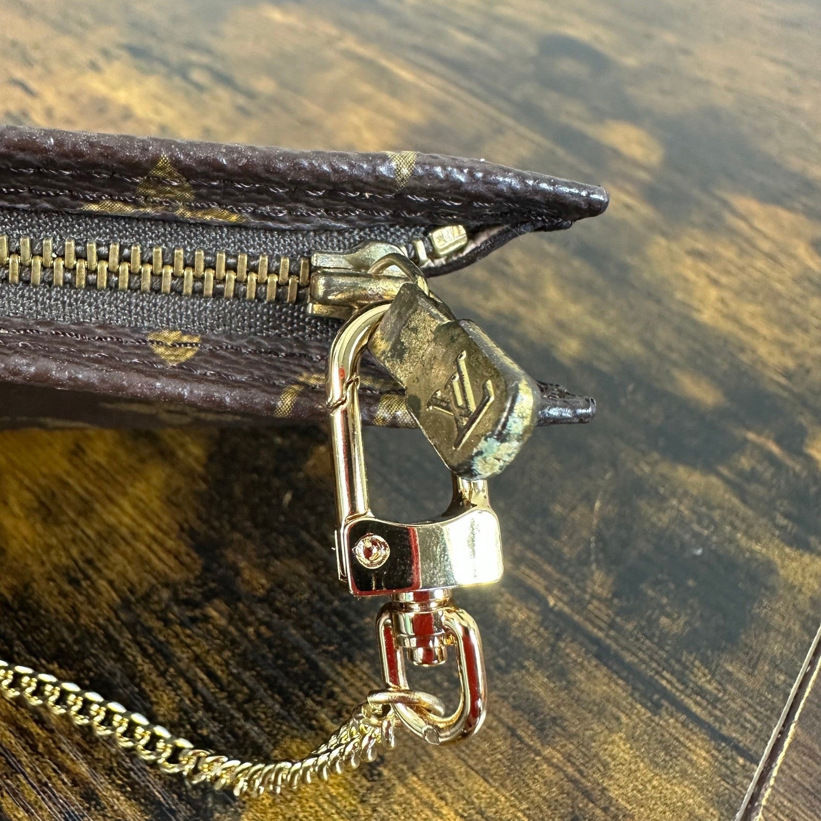 Louis Vuitton Monogram Bucket Accessories Pochette Bag Authentic Vintage