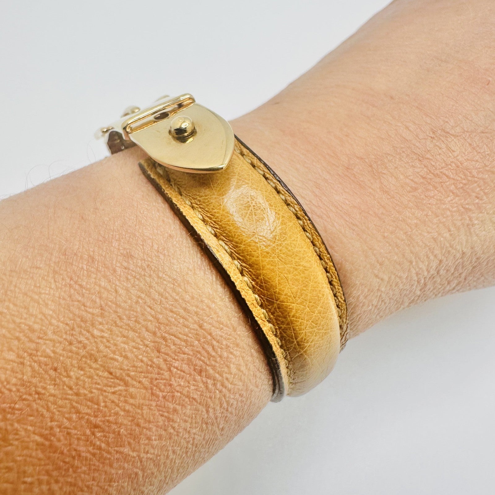 Gucci Brown Gold Belt Motif Leather Fashion Bracelet Jewelry Italian Designer