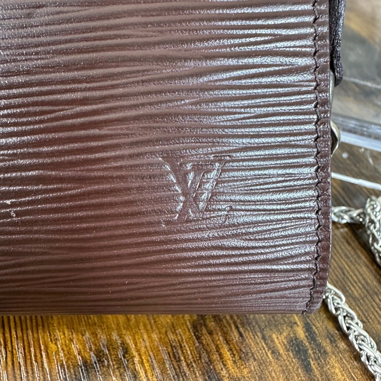 Louis Vuitton Epi Leather Bucket Accessories Pochette Brown Authentic France