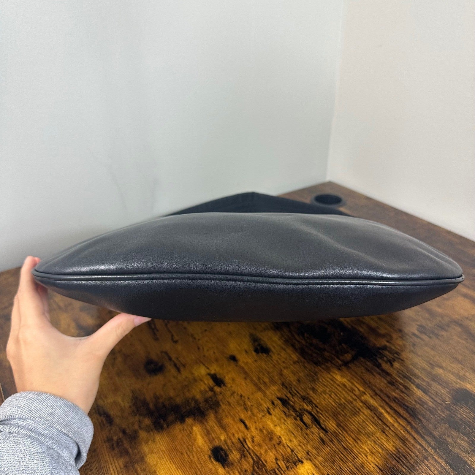 Gucci Black Leather Hobo Shoulder Bag Authentic Made in Italy