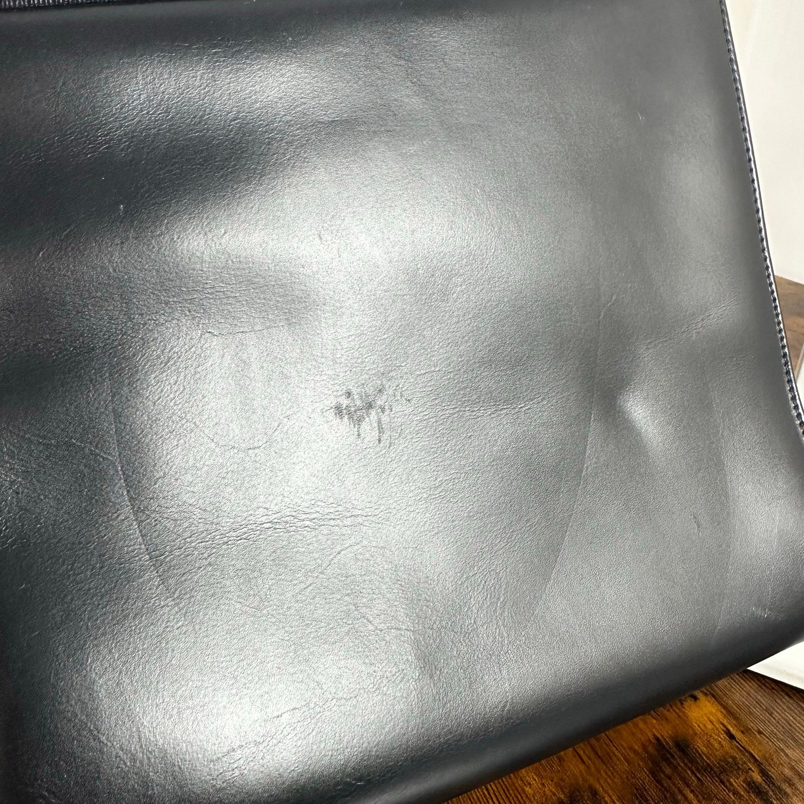 Salvatore Ferragamo Vara Vintage Shoulder Bag Navy Blue Leather