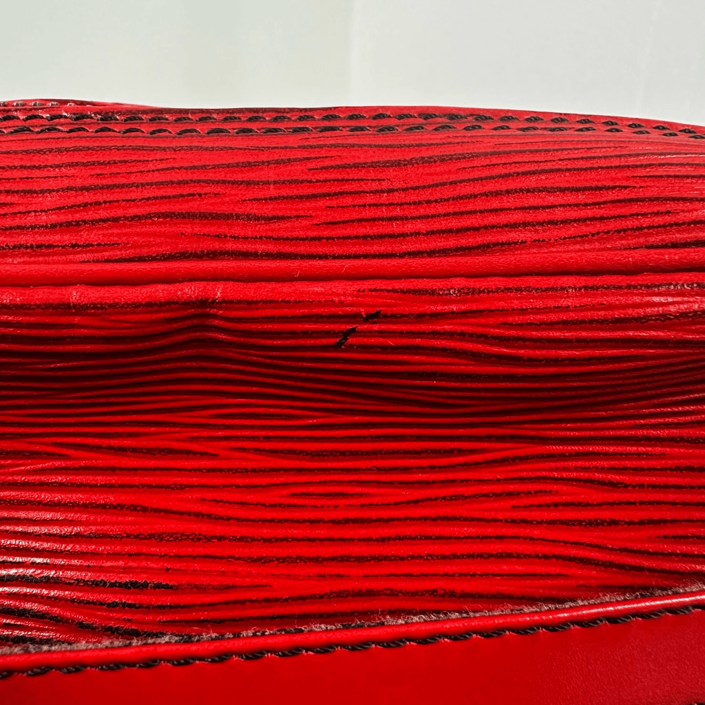 Louis Vuitton Vintage Trocadero 24 Red Epi Leather Crossbody Bag