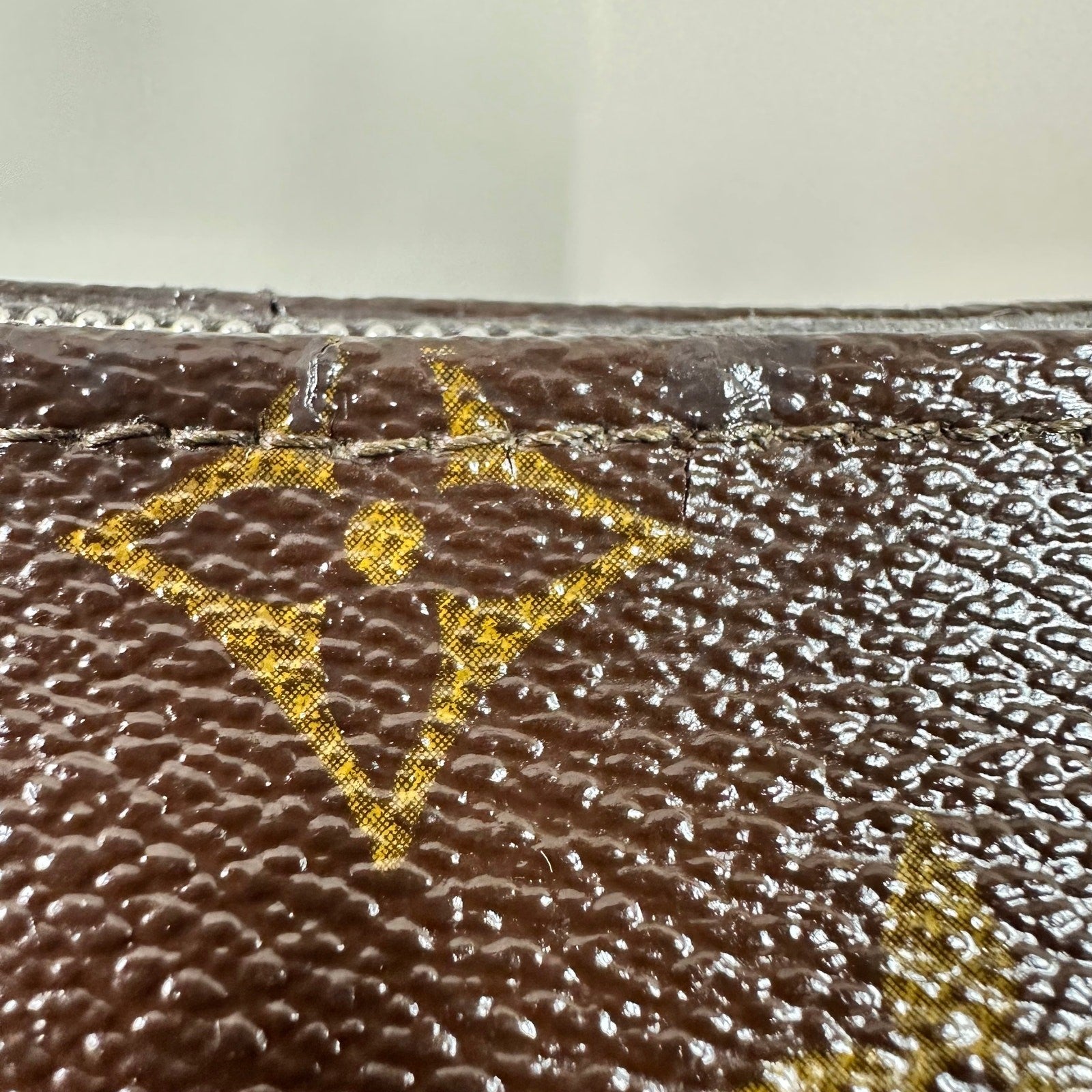 Louis Vuitton Monogram Pochette Toilette 19 Bag Pouch Cosmetics Toiletry Vintage