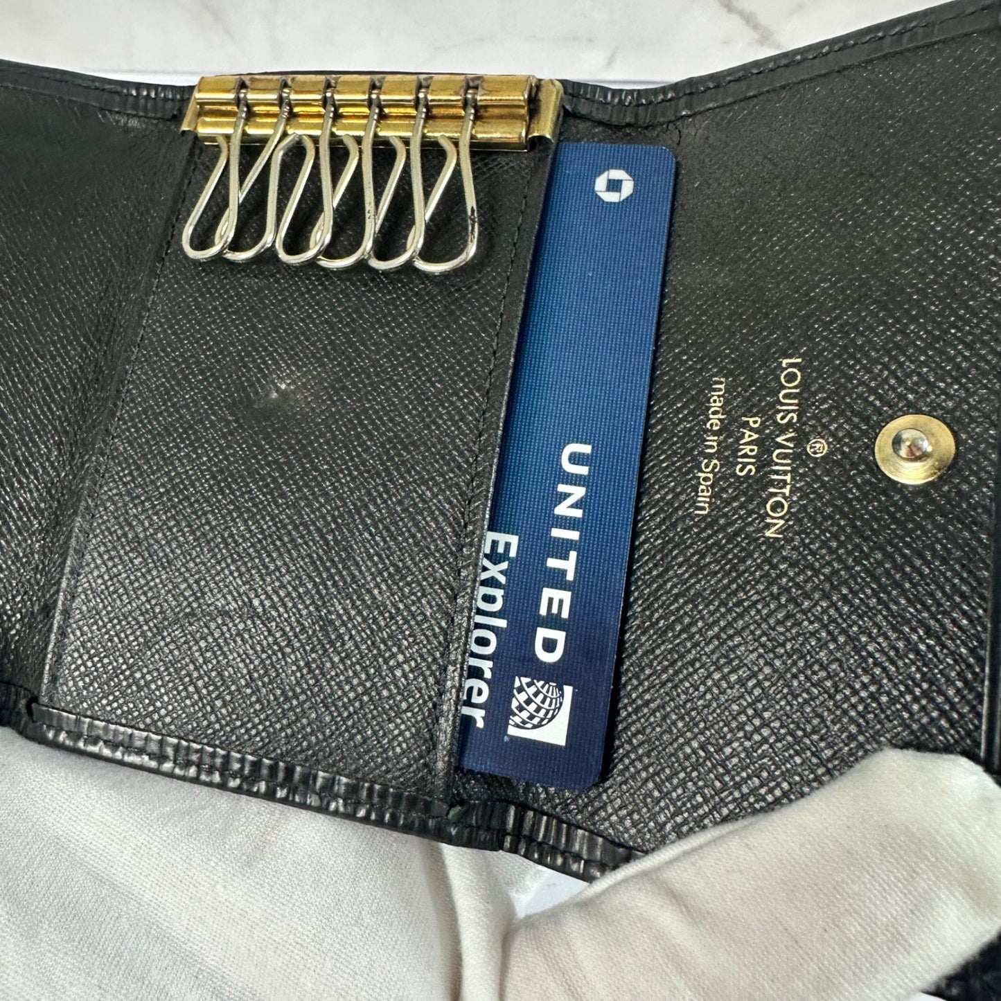 Louis Vuitton Epi Leather Key Holder Case Black Gold Chain Accent Vintage