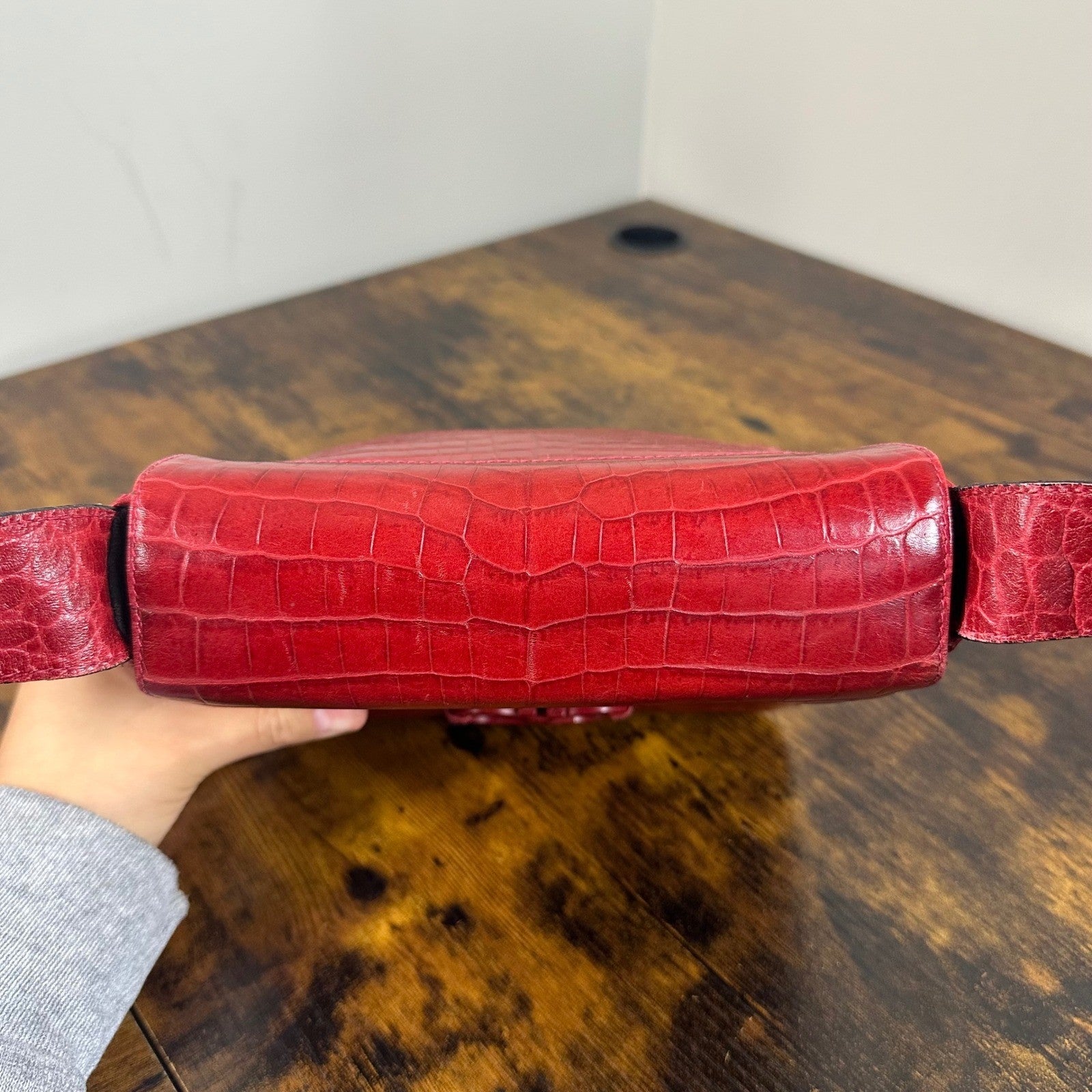 Salvatore Ferragamo Crossbody Bag Red Leather Croc Embossed Shoulder Purse