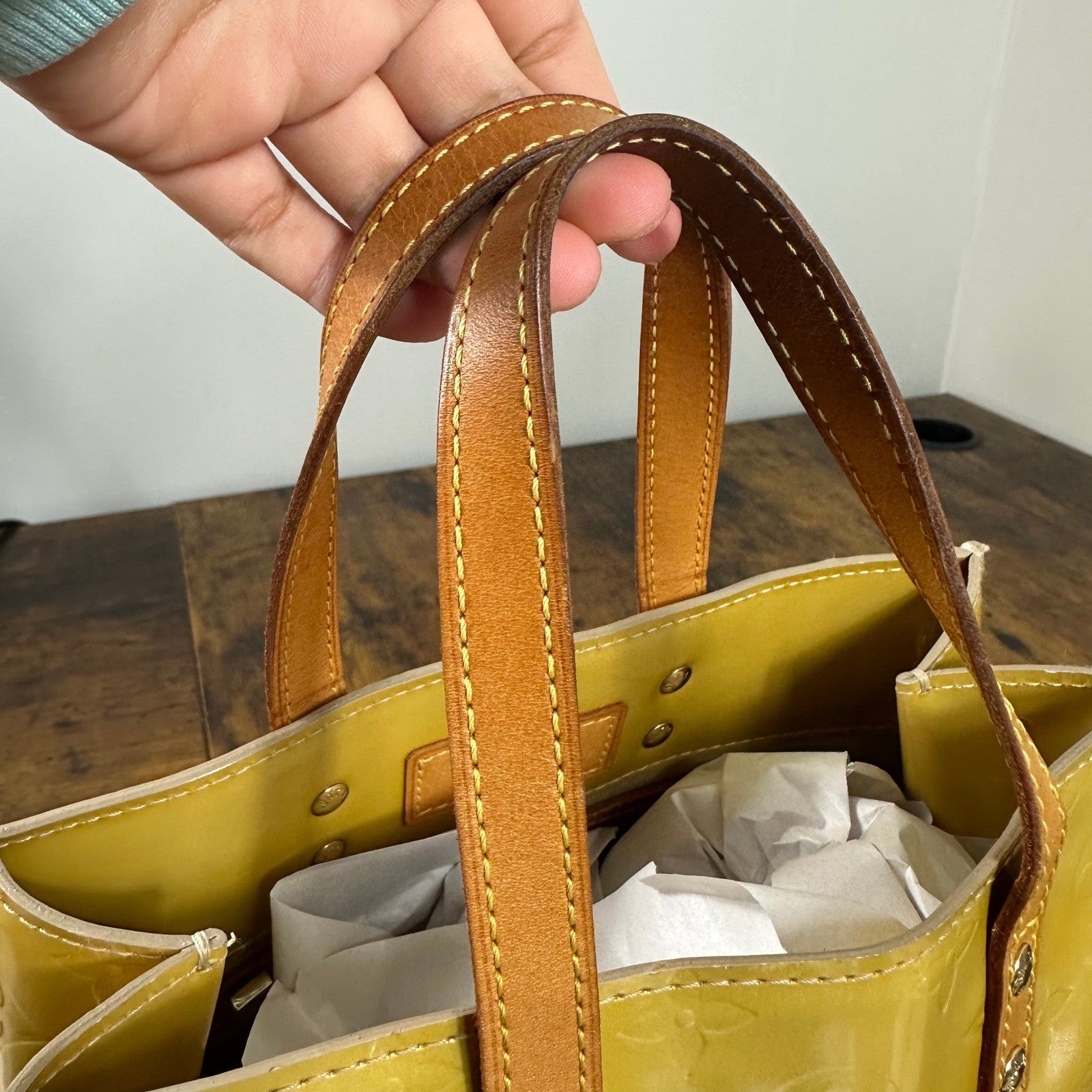 Louis Vuitton Monogram Vernis Reade PM Yellow Patent Leather Handbag Authentic