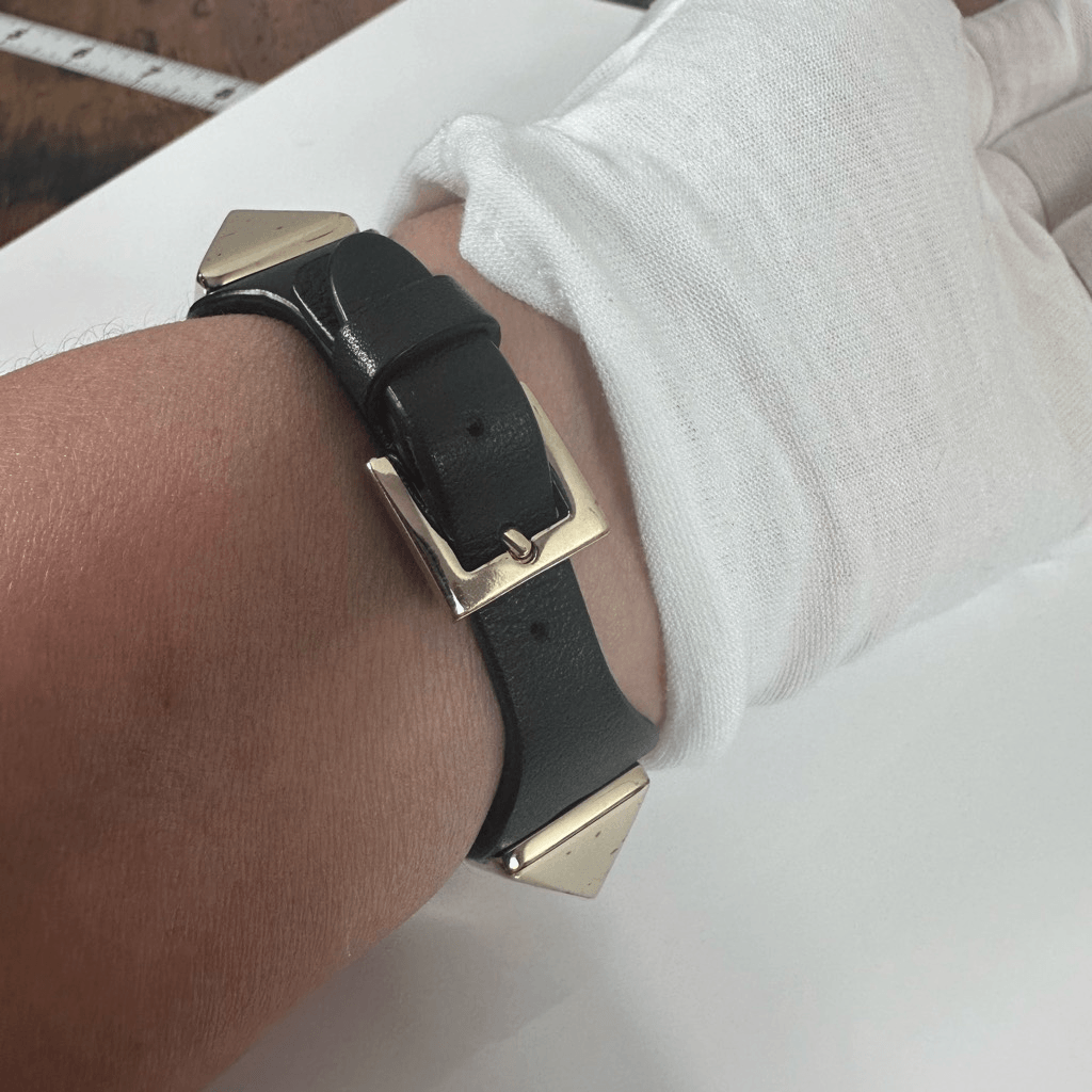 Valentino Garavani Rockstud Leather Bracelet Large Black Gold