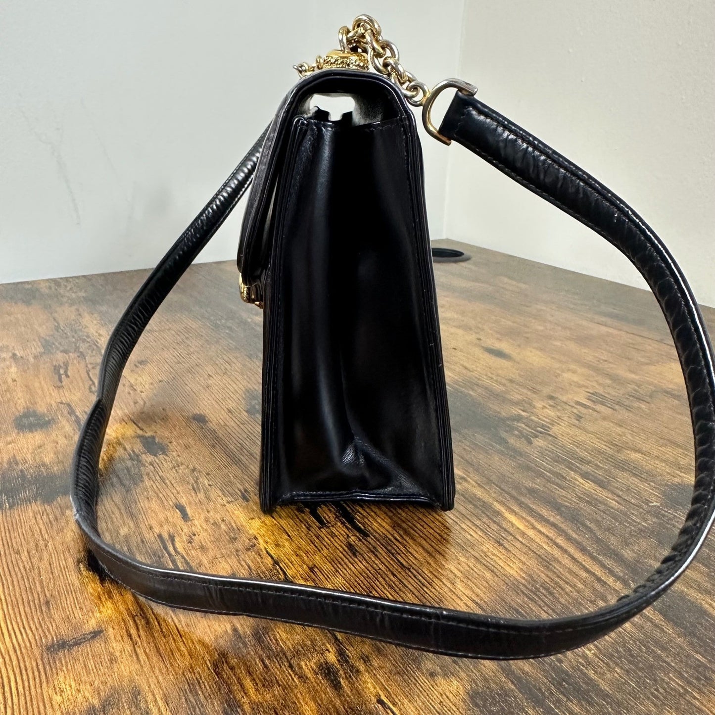 Vintage Gucci Black Leather Flap Chain Shoulder Handbag Evening Bag Authentic