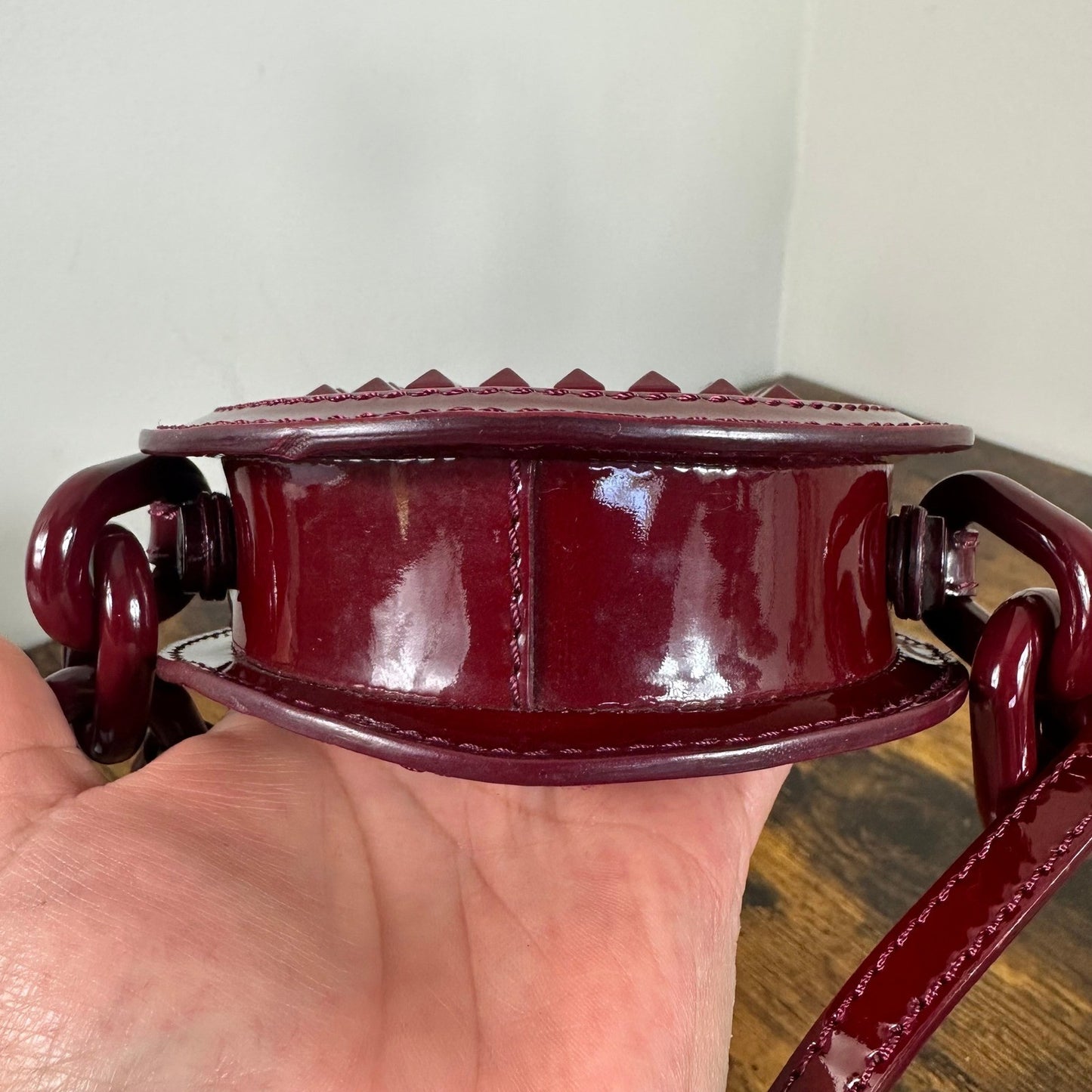 Rare Burberry Patent Leather Round Studded Crossbody Mini Nova Check Italy