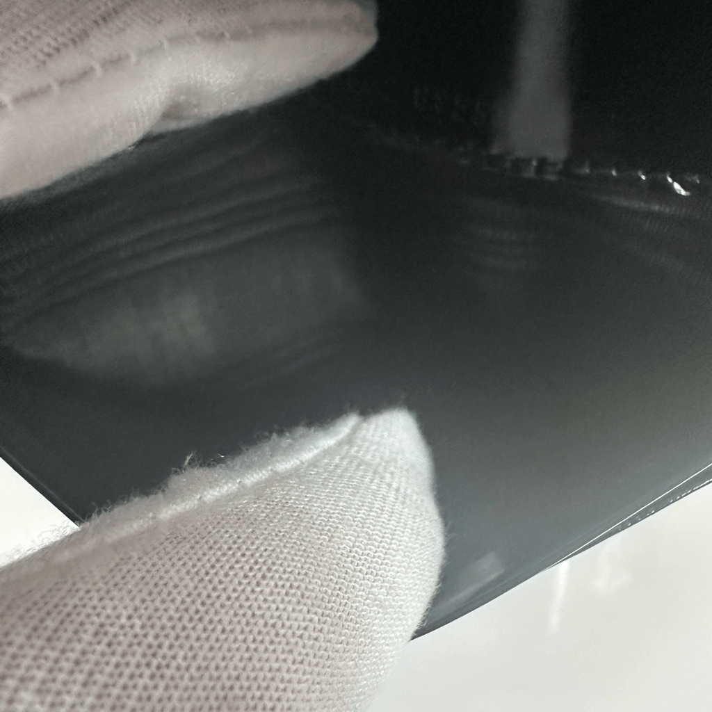 Gucci Wallet Black Patent Leather Belt Buckle Clip