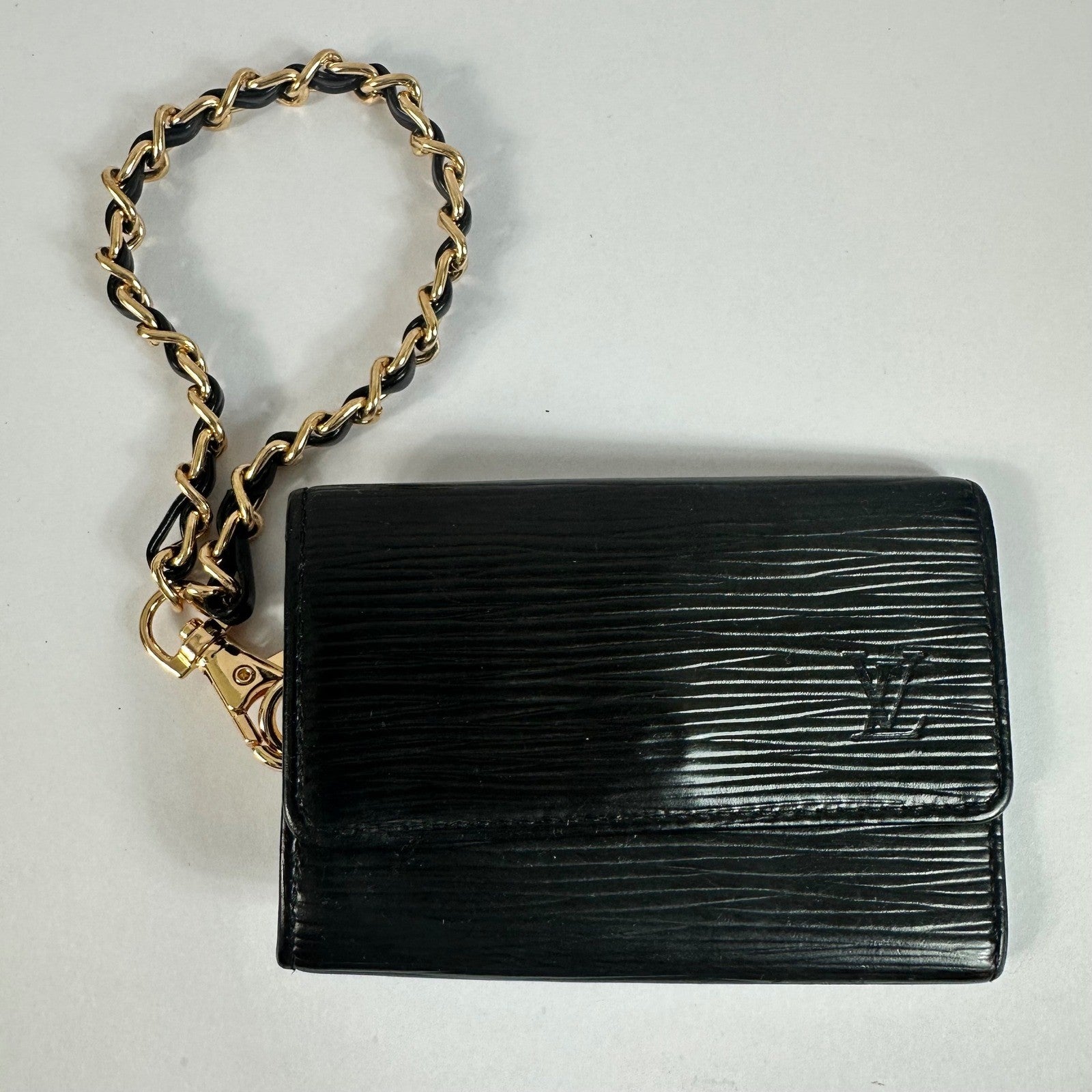 Louis Vuitton Epi Leather Key Holder Case Black Gold Chain Accent Vintage