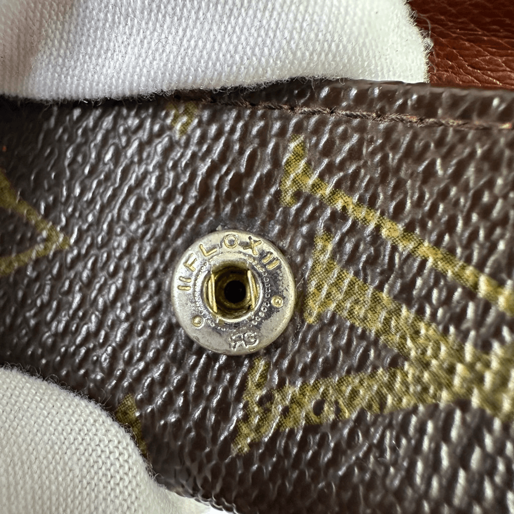 Louis Vuitton Monogram Vintage 3 Key Holder Case