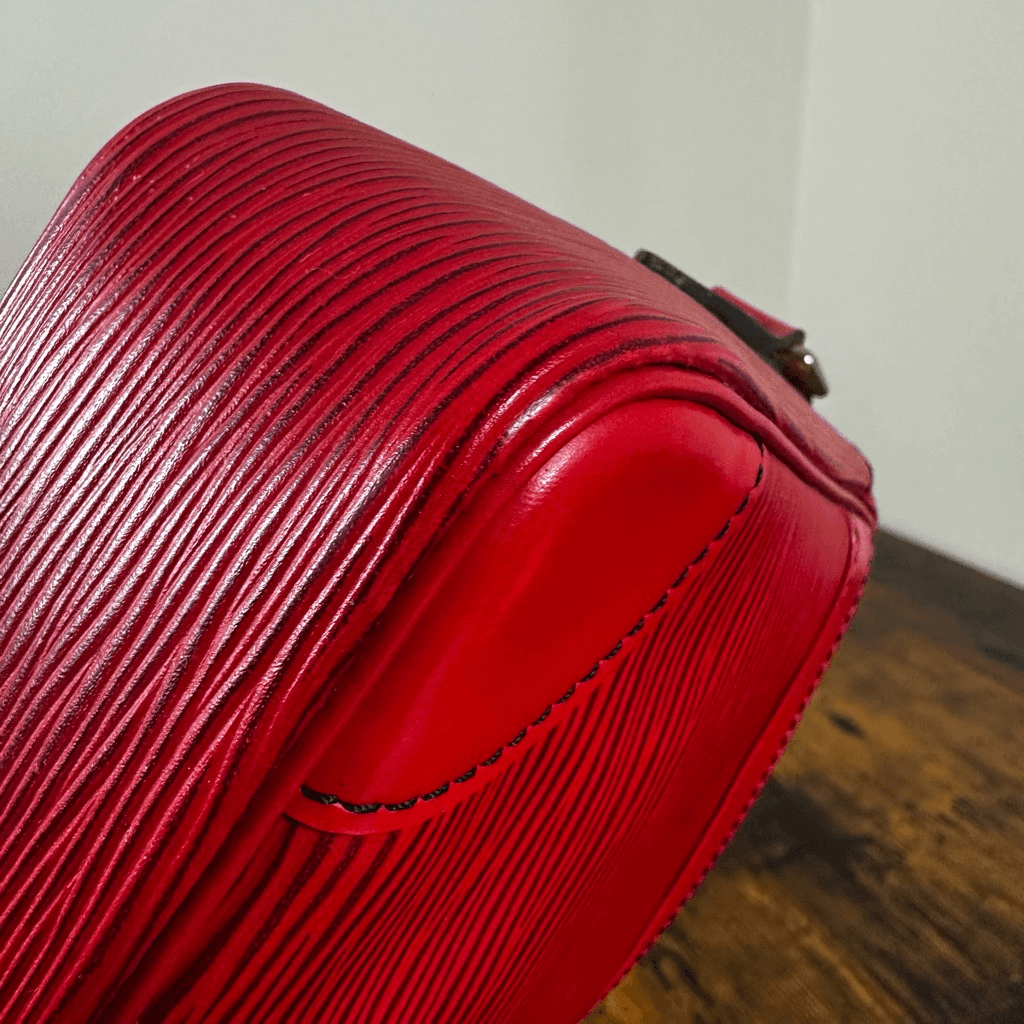 Louis Vuitton Vintage Trocadero 24 Red Epi Leather Crossbody Bag