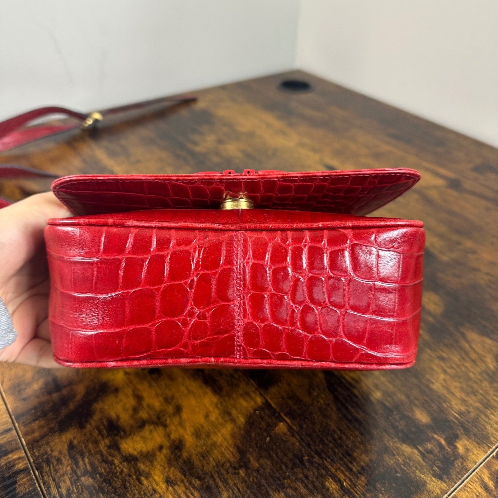 Salvatore Ferragamo Crossbody Bag Red Leather Croc Embossed Shoulder Purse