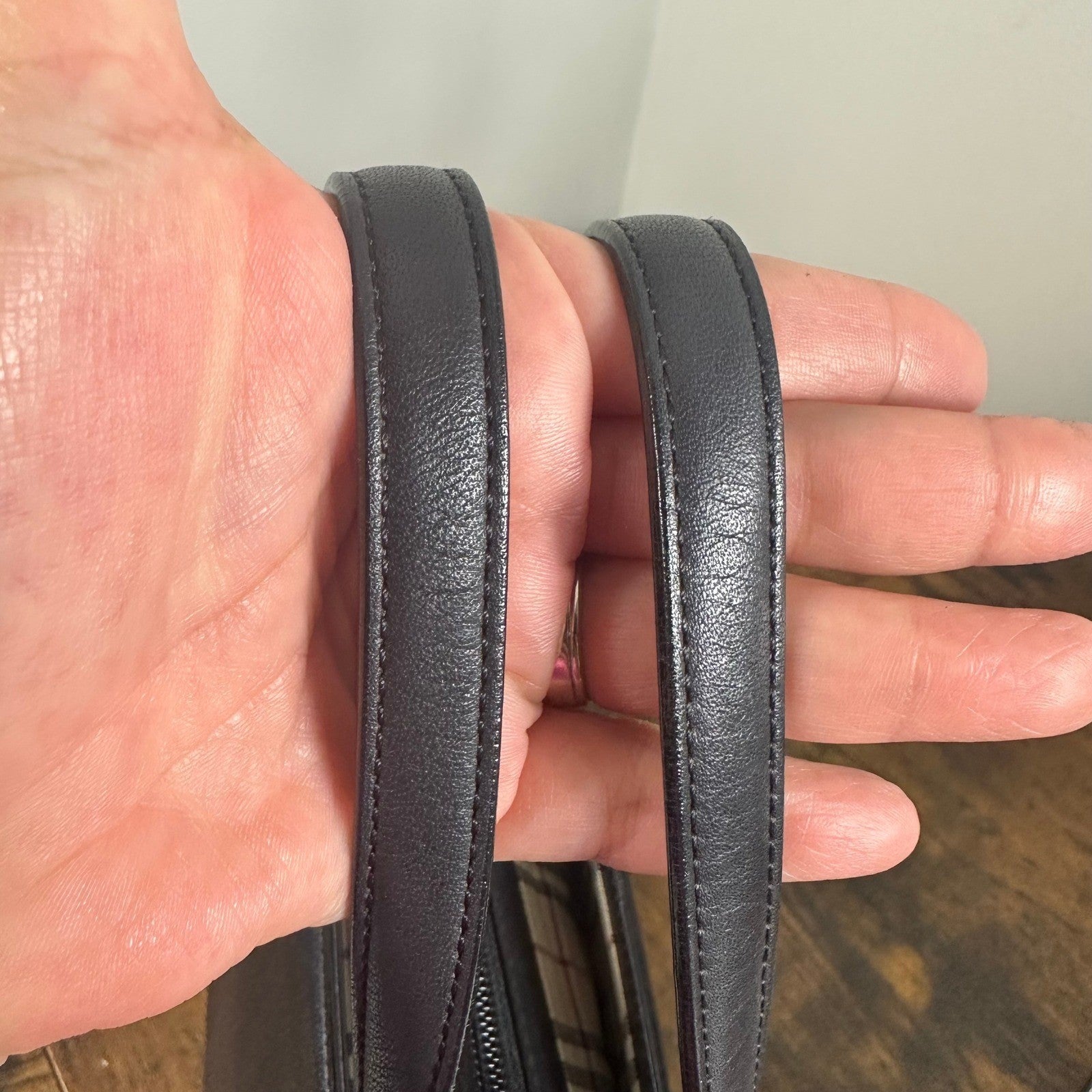 Burberry Black Leather Tote Bag Classic Nova Check Lining