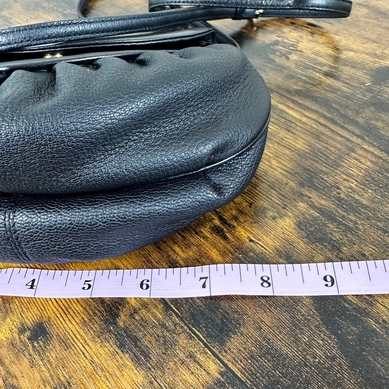 Givenchy Sacs Vintage Black Leather Crossbody Bag Pebbled Leather Logo Flap