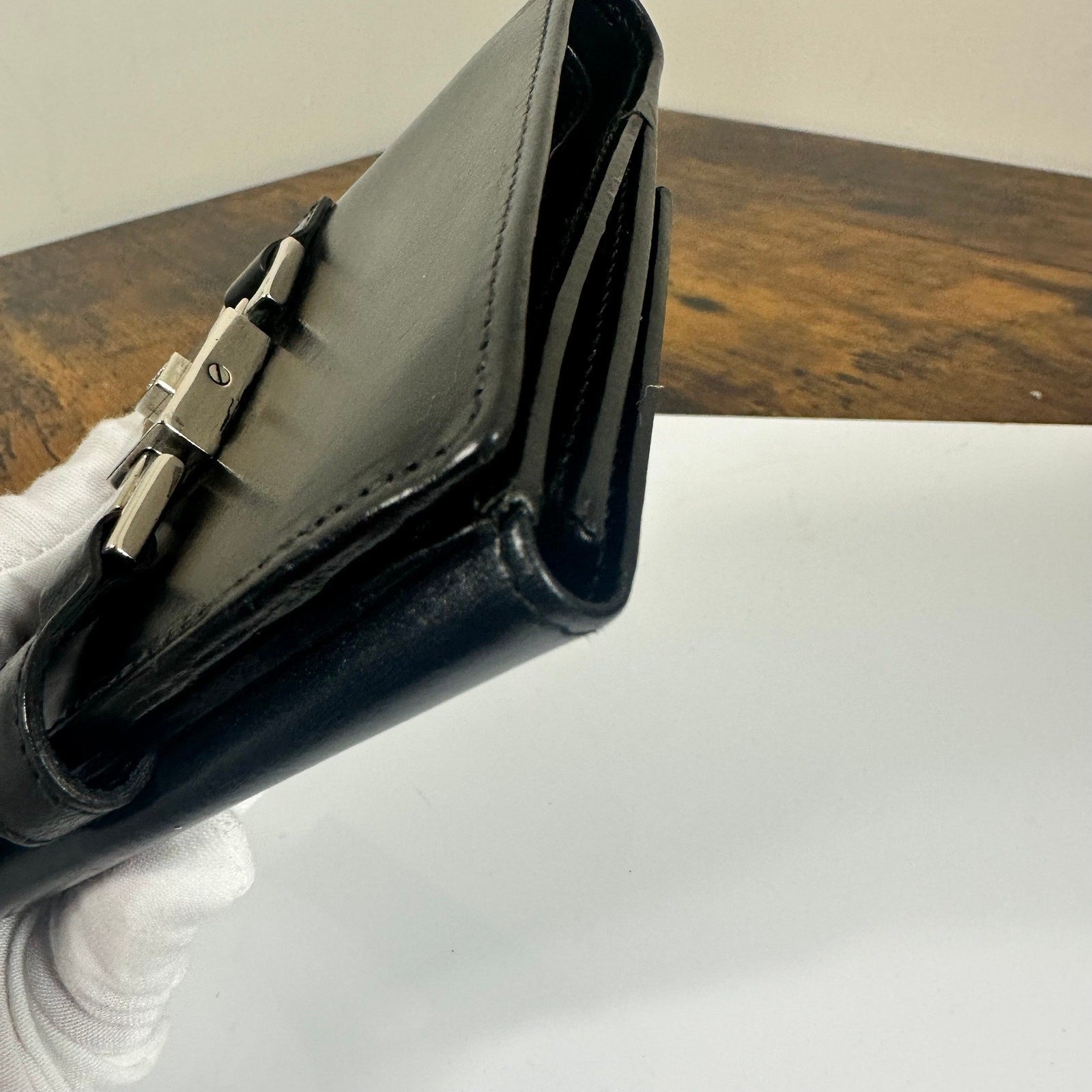 Authentic Gucci Jackie Compact Black Leather Wallet