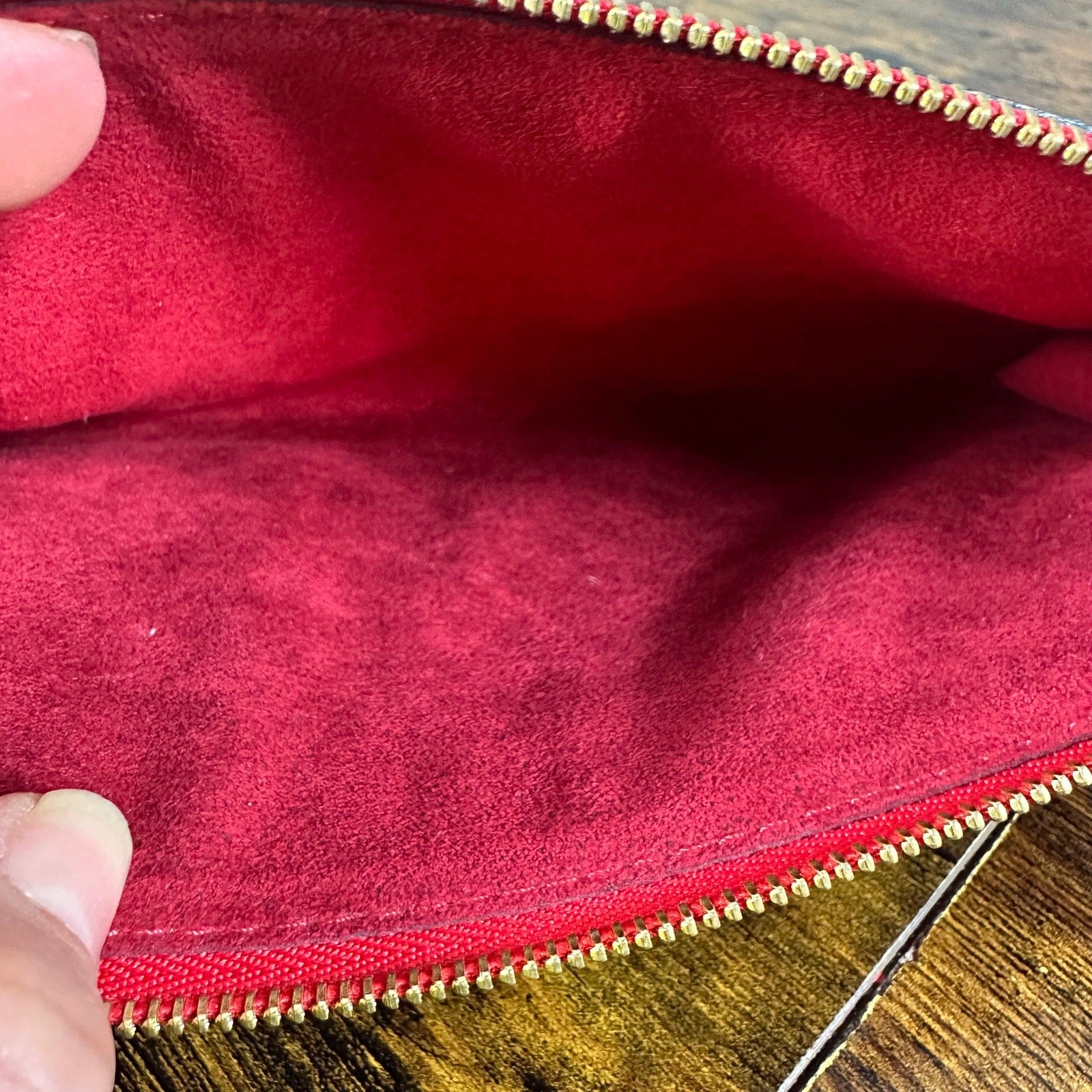 Authentic Louis Vuitton Red Epi Leather Accessories Pochette Bag Vintage