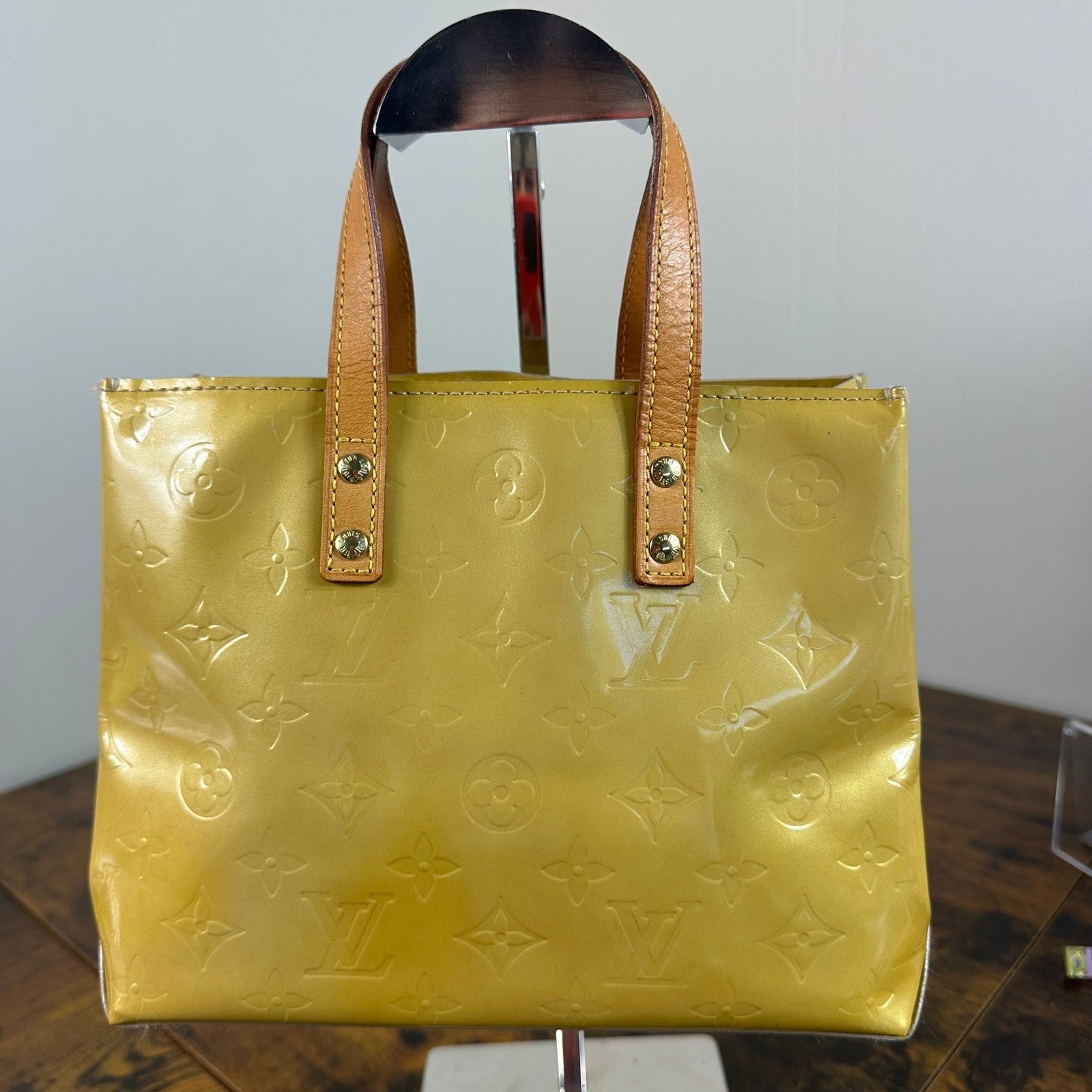 Louis Vuitton Monogram Vernis Reade PM Yellow Patent Leather Handbag Authentic