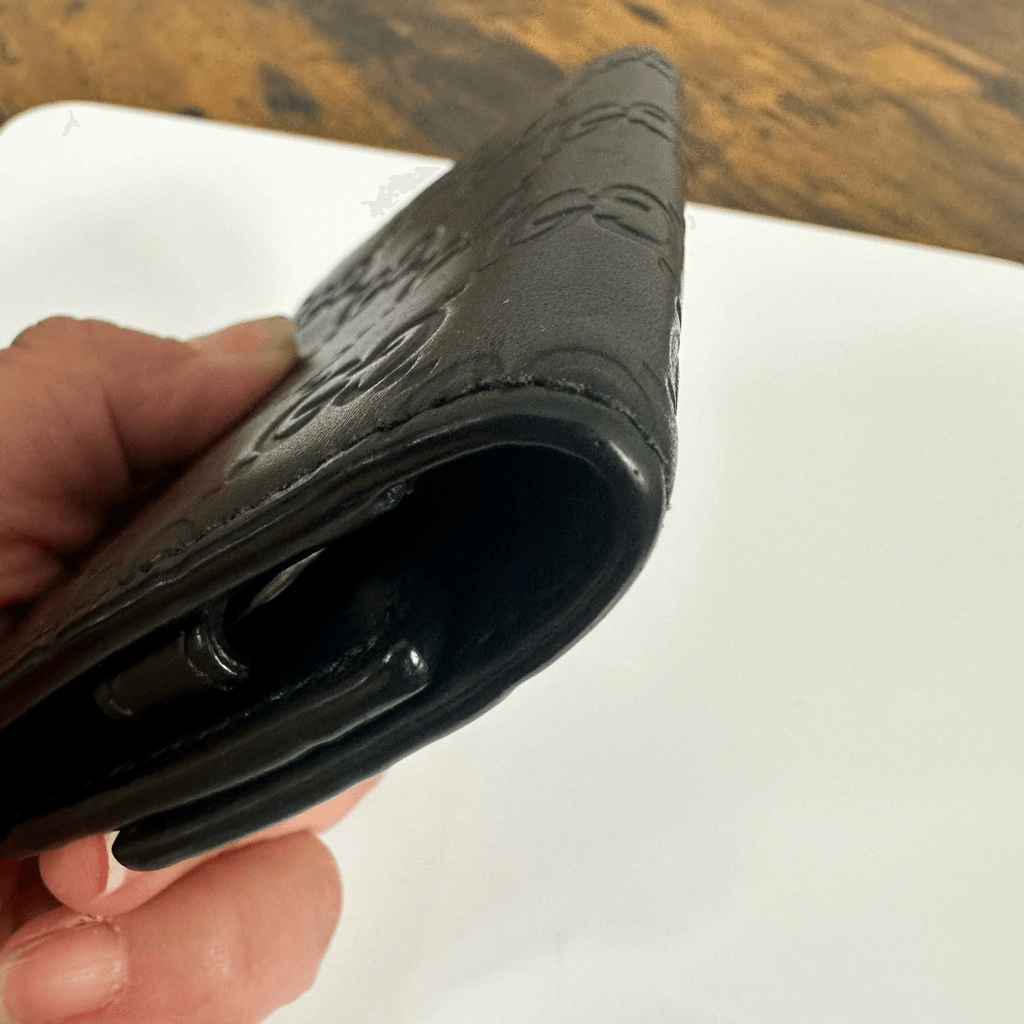 Gucci GG Guccissima Leather 6 Key Case Black