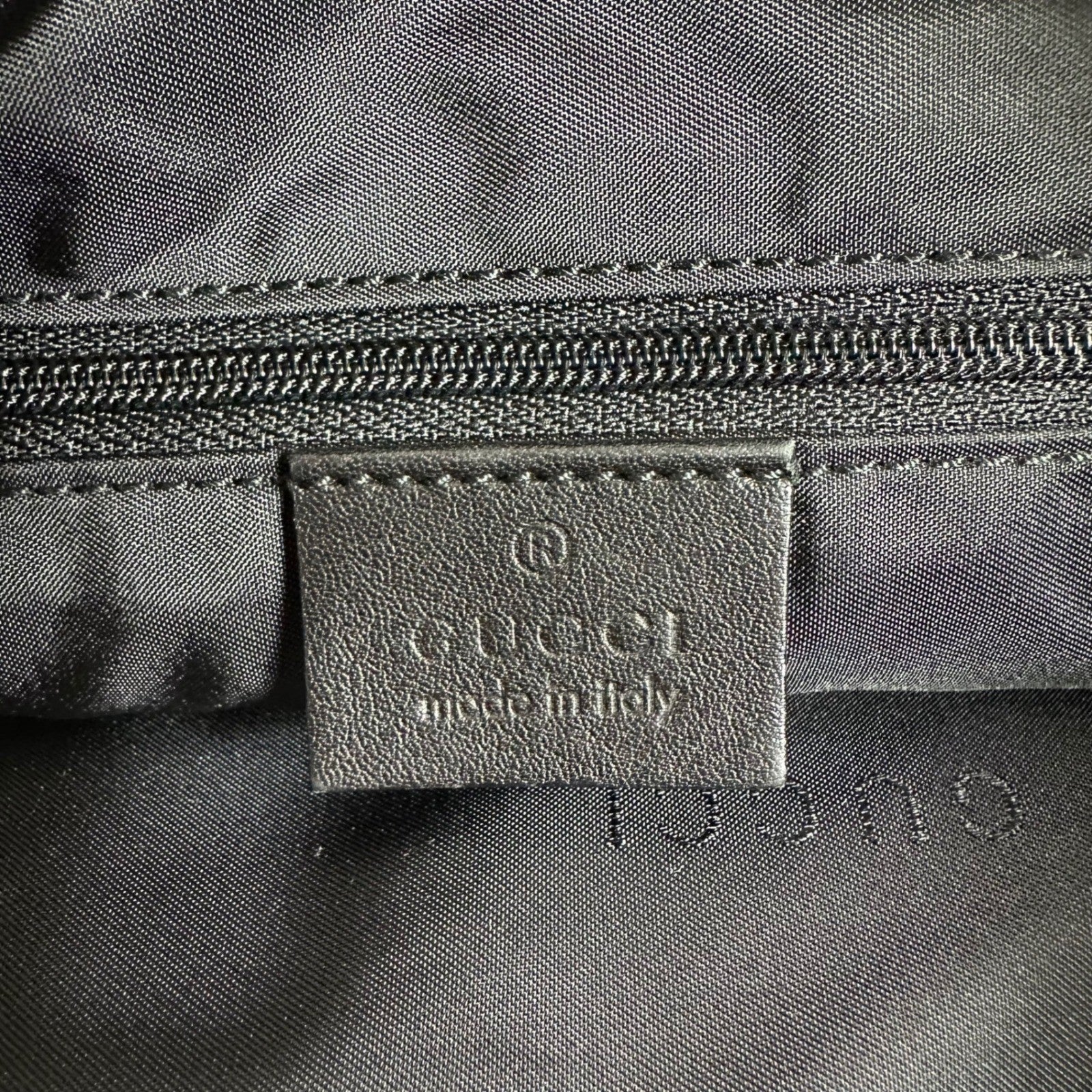 Gucci Black Leather Hobo Shoulder Bag Authentic Made in Italy