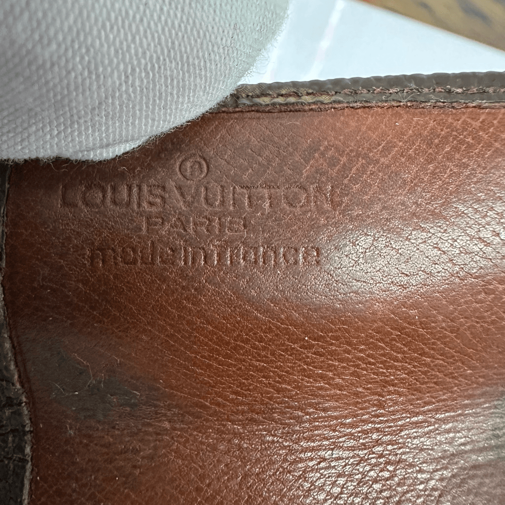 Louis Vuitton Monogram Vintage 3 Key Holder Case