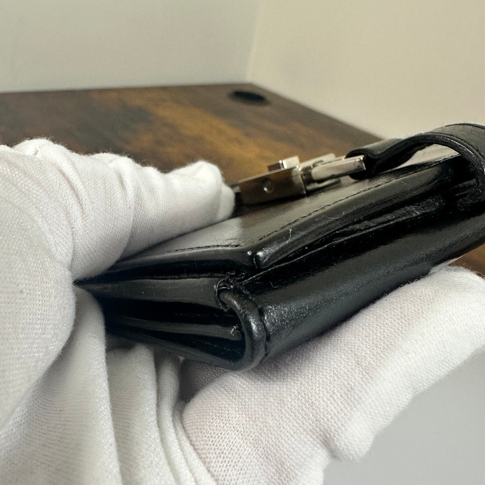 Authentic Gucci Jackie Compact Black Leather Wallet