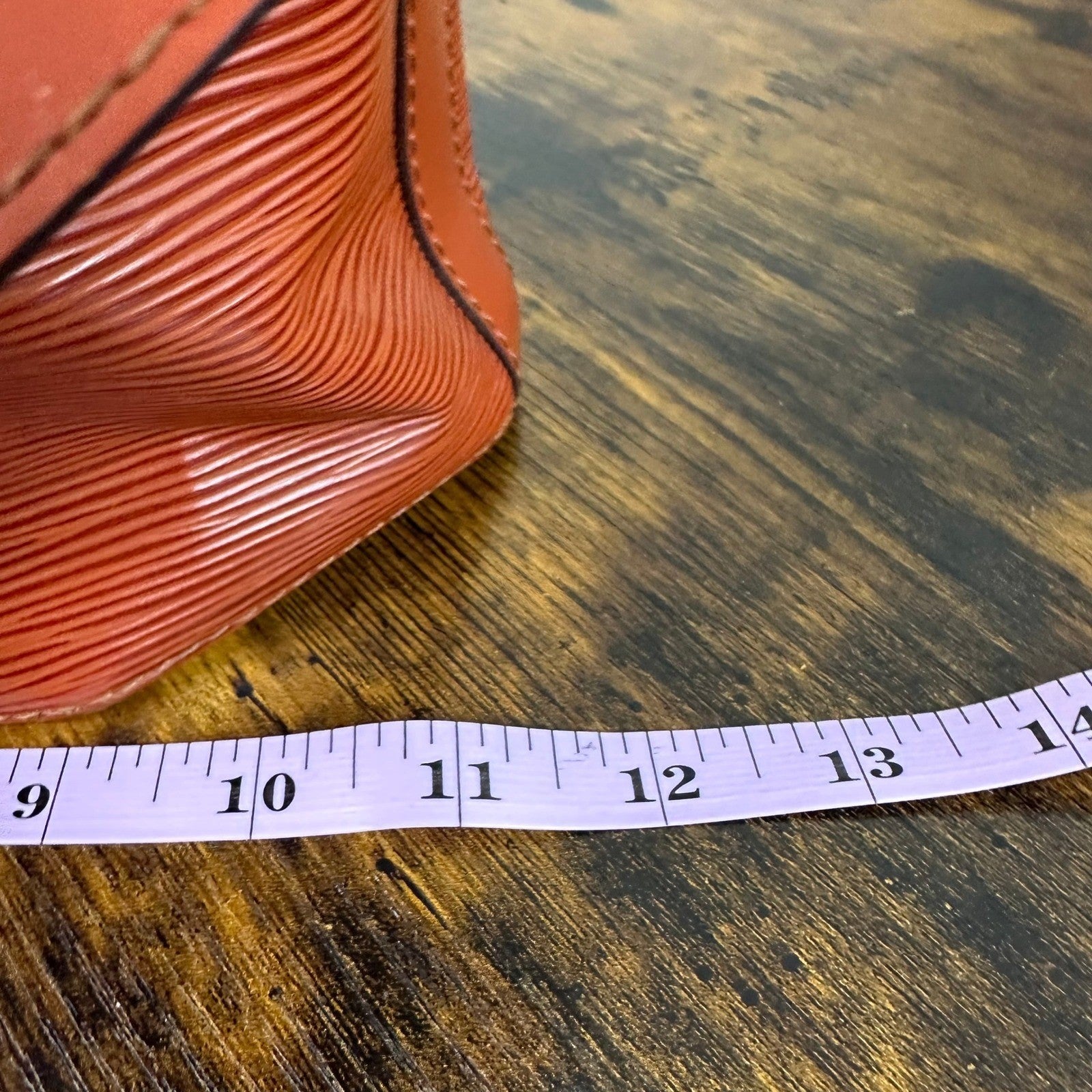 Louis Vuitton Epi Leather Bucket Bag Brown Shoulder Bag Sac D'Epaule Authentic