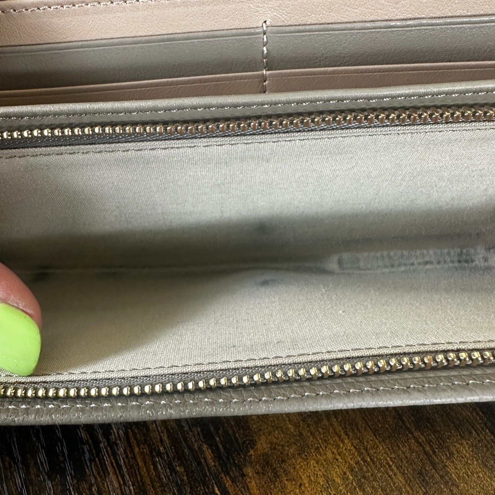 Chloe Indy Long Wallet With Flap Gray Leather