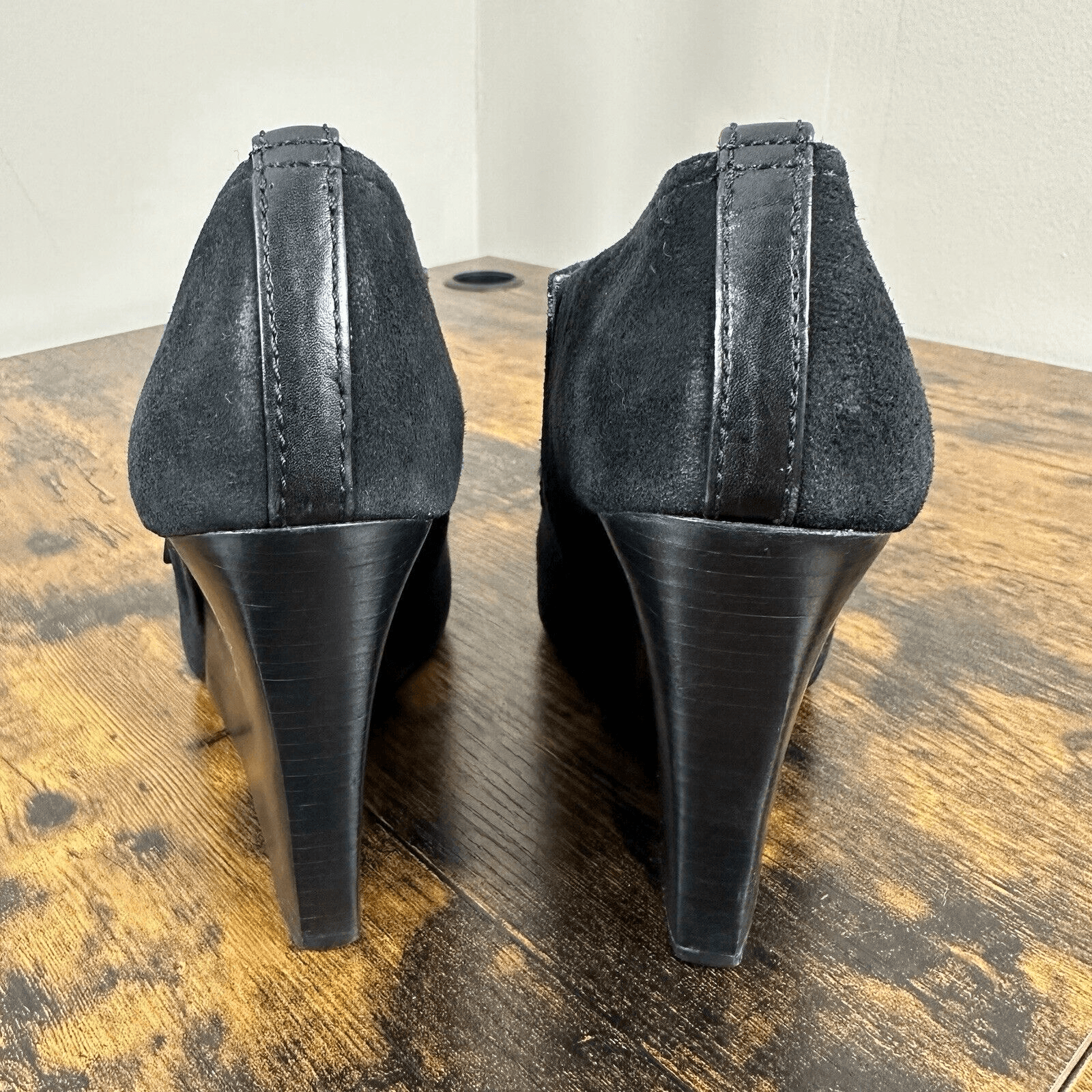 Tory Burch Gabrielle Buckle Suede Black Wedge Booties Size 6