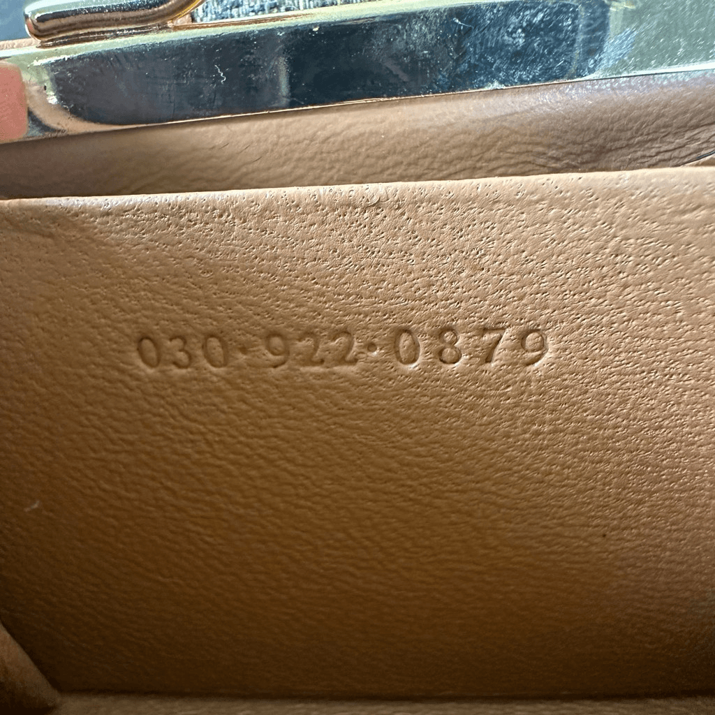 Gucci Vintage Kiss Lock Coin Purse Pouch