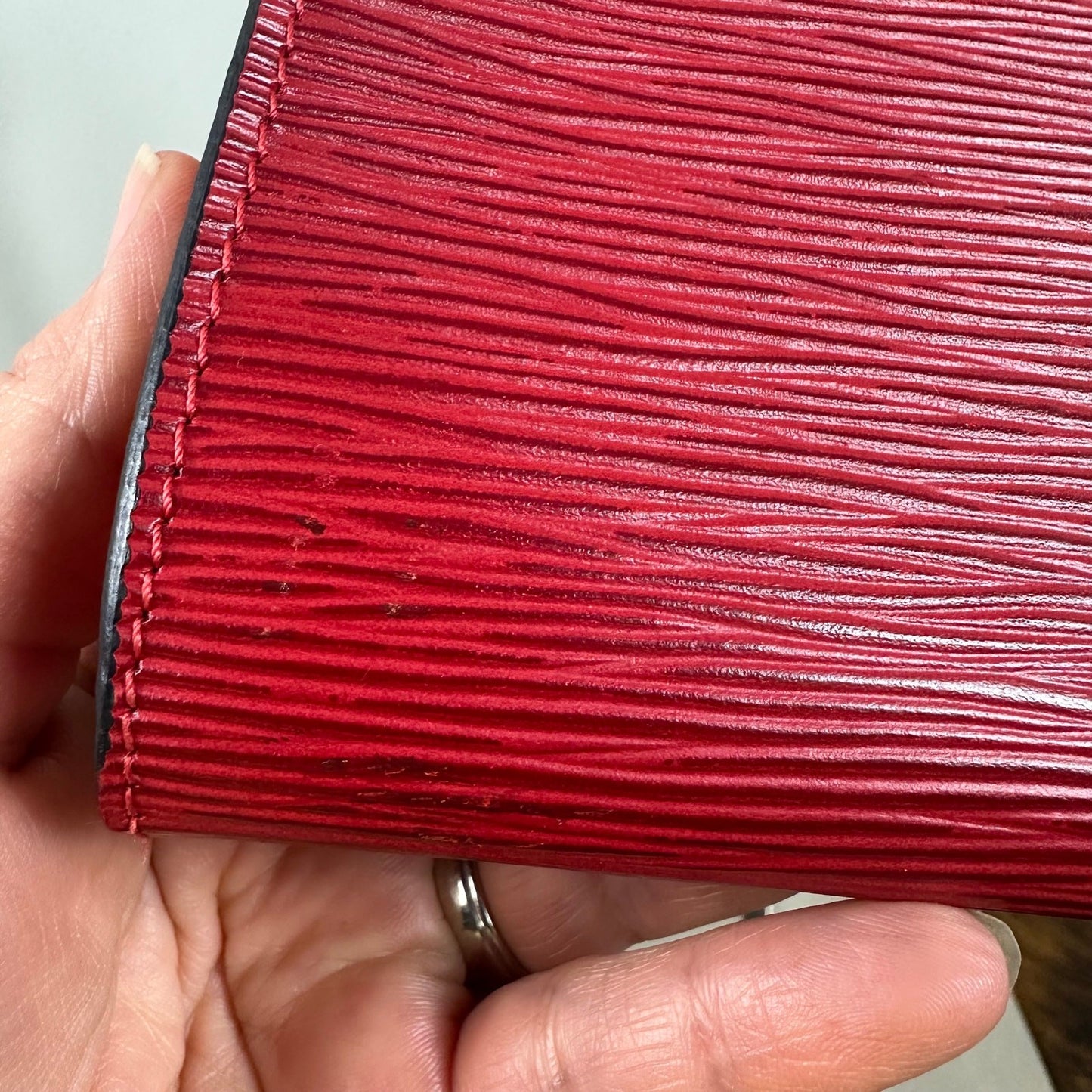 Authentic Louis Vuitton Red Epi Leather Accessories Pochette Bag Vintage