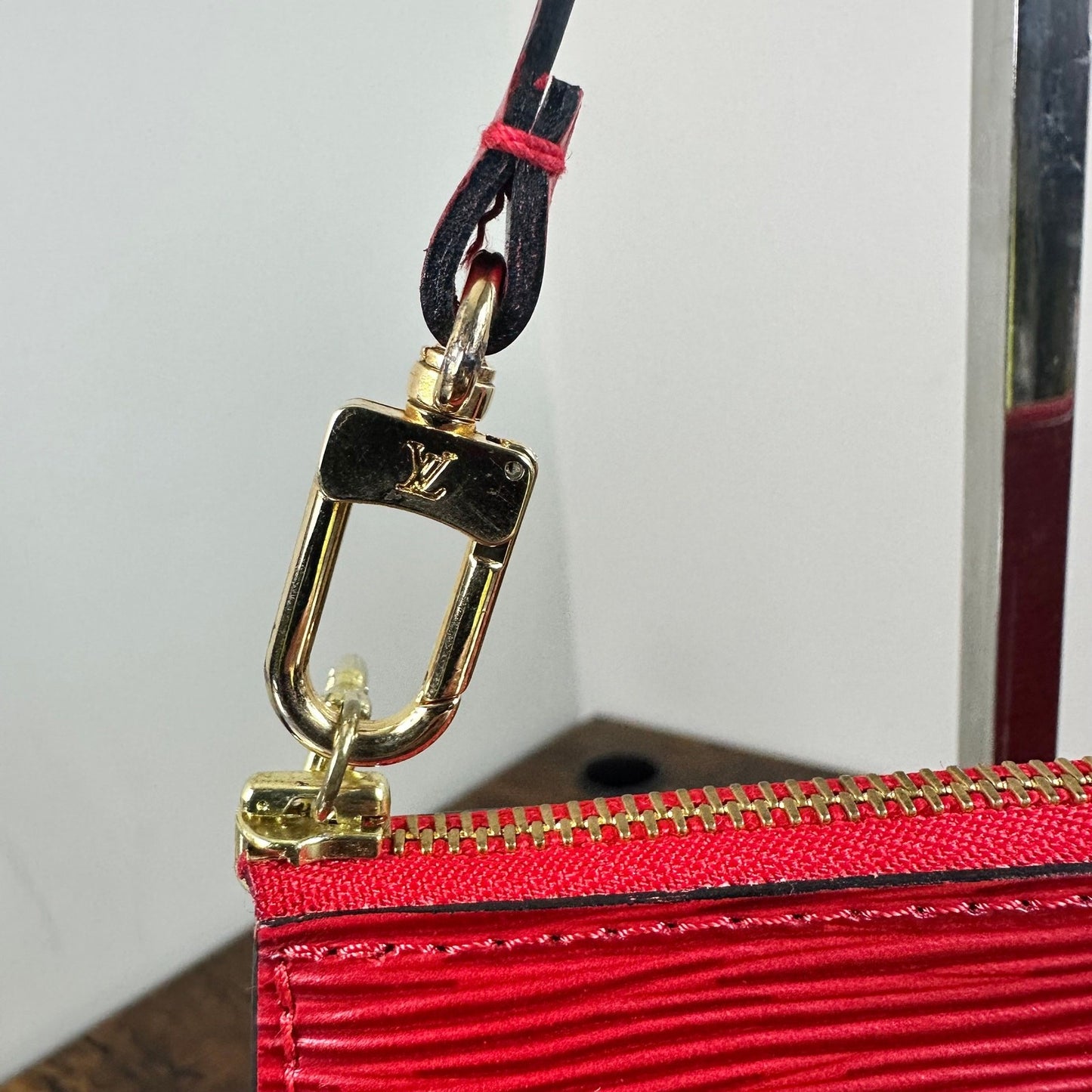 Authentic Louis Vuitton Red Epi Leather Accessories Pochette Bag Vintage