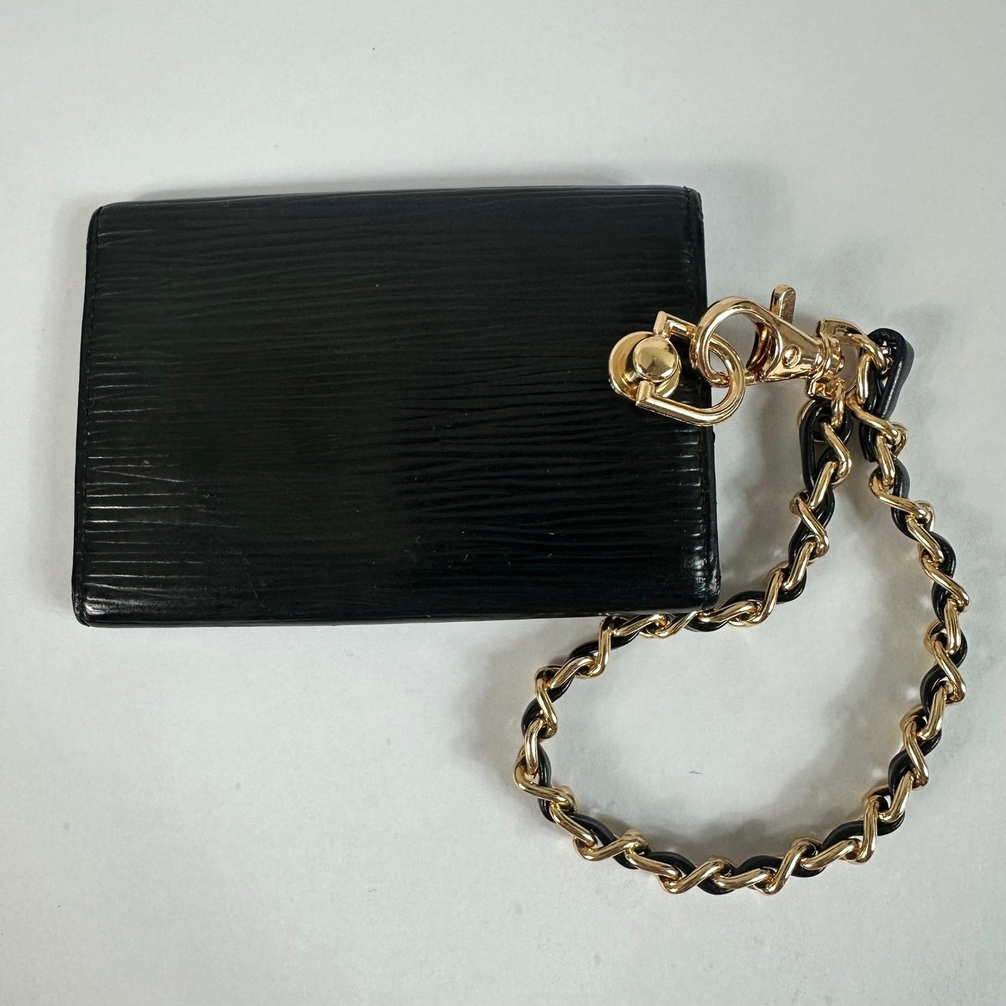 Louis Vuitton Epi Leather Key Holder Case Black Gold Chain Accent Vintage