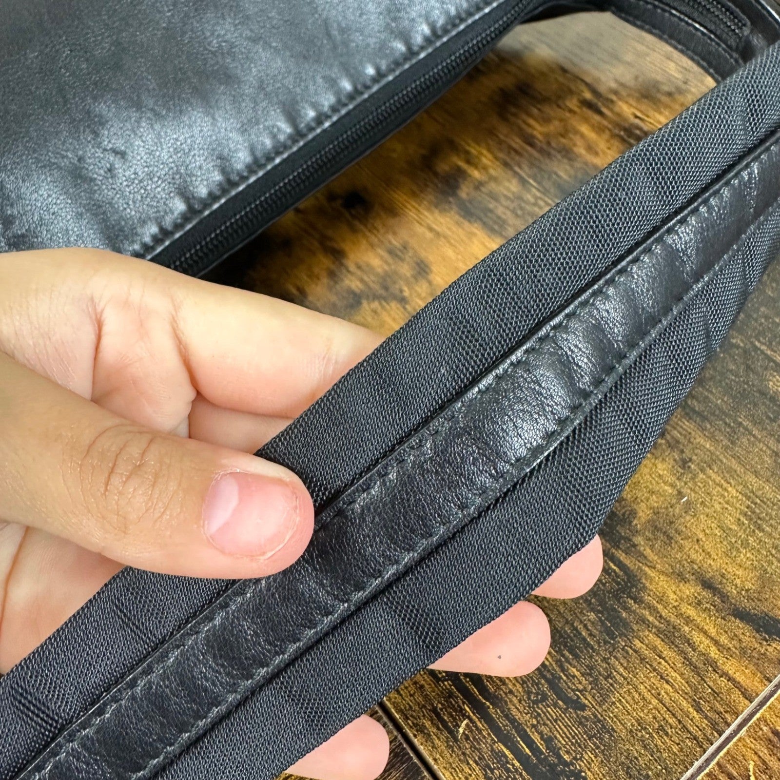 Gucci Black Leather Hobo Shoulder Bag Authentic Made in Italy