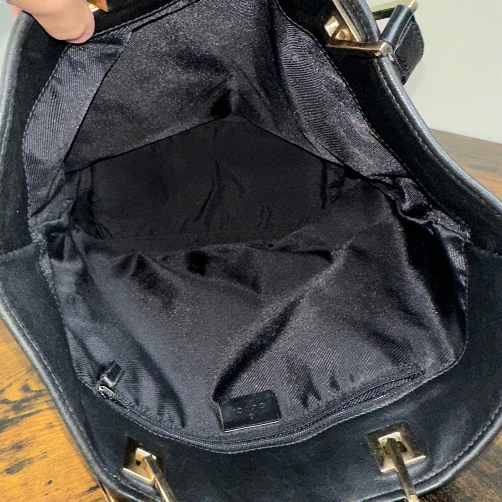 Gucci GG Canvas Tote Bag Black Authentic Designer Handbag Purse Classic