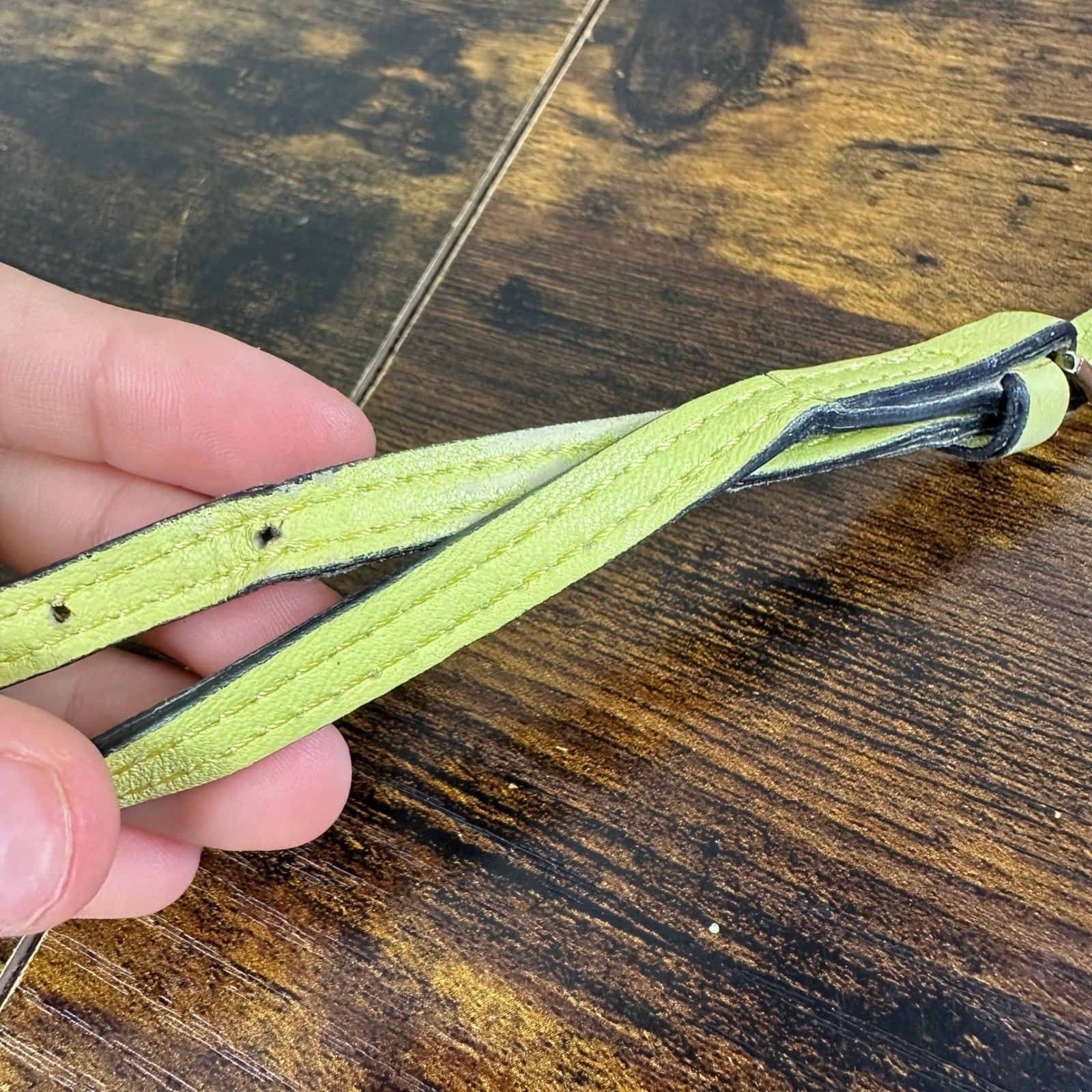 Valentino Garavani Bow Bag Clutch Shoulder Bag Light Yellow Leather